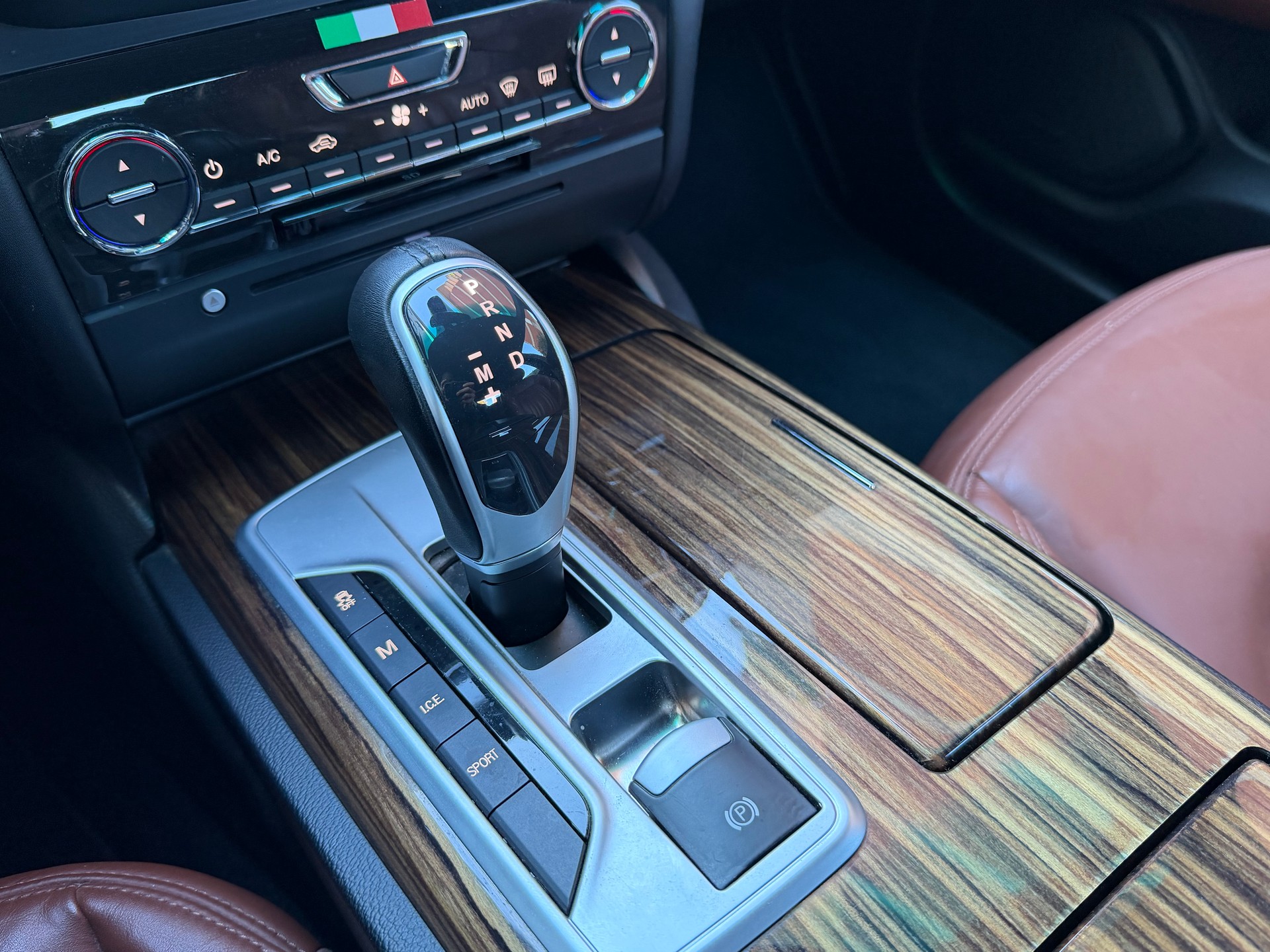 MASERATI Ghibli S Q4 3.0 V6 Automatica-image-10