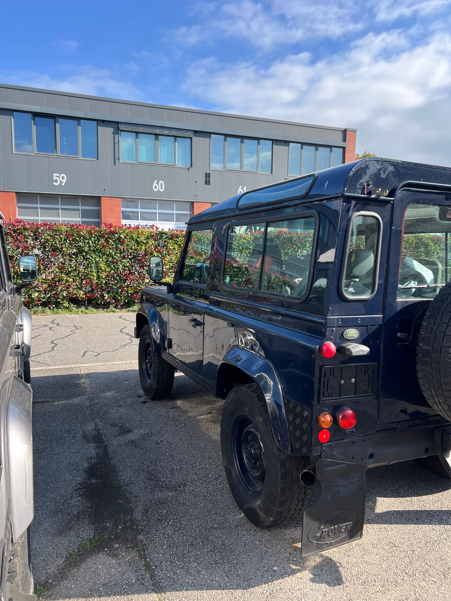 LAND ROVER Defender 90 SW 2.5 Td5-image-5