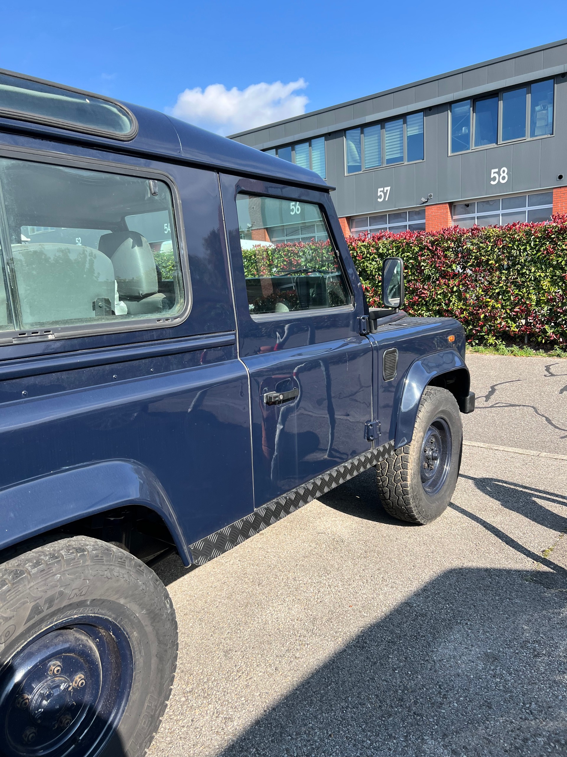 LAND ROVER Defender 90 SW 2.5 Td5-image-3