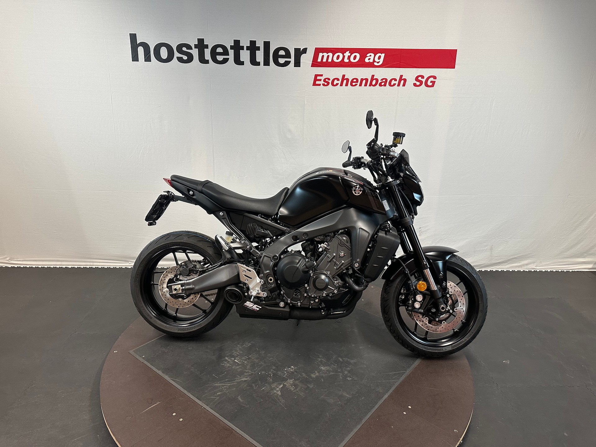 YAMAHA MT-09-showroom-element-1