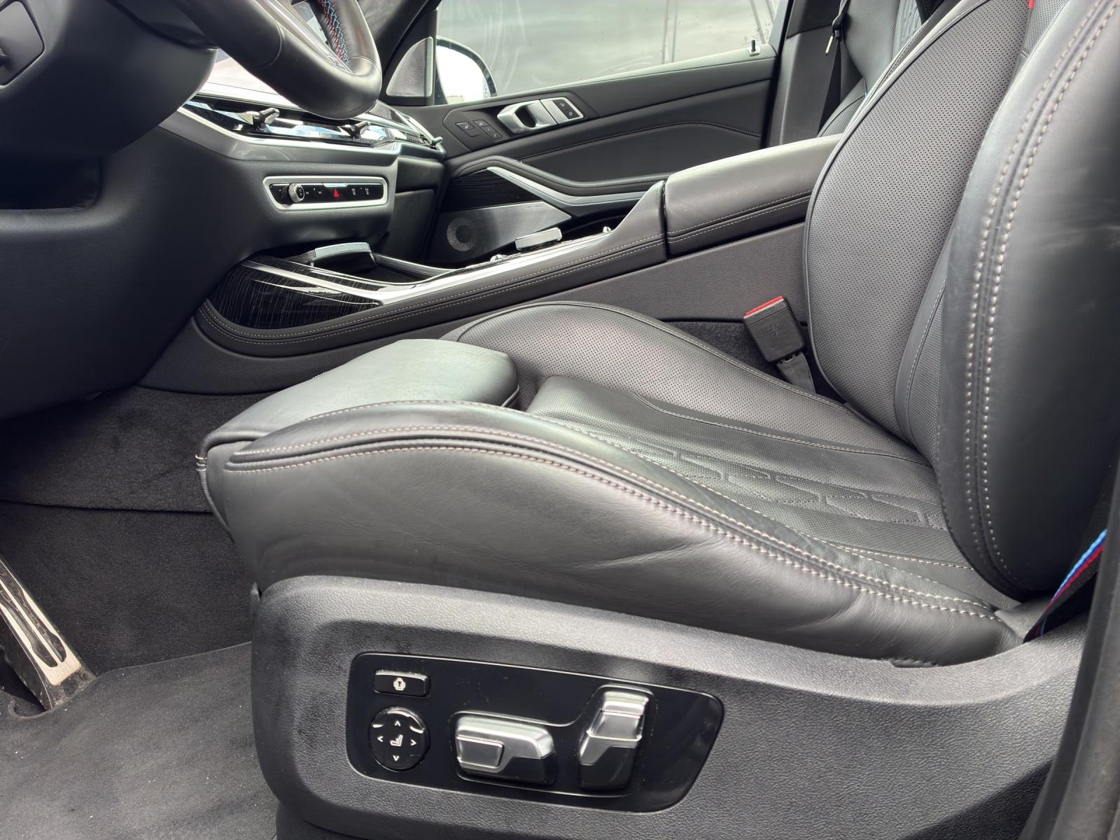 BMW X7 M60i-image-21