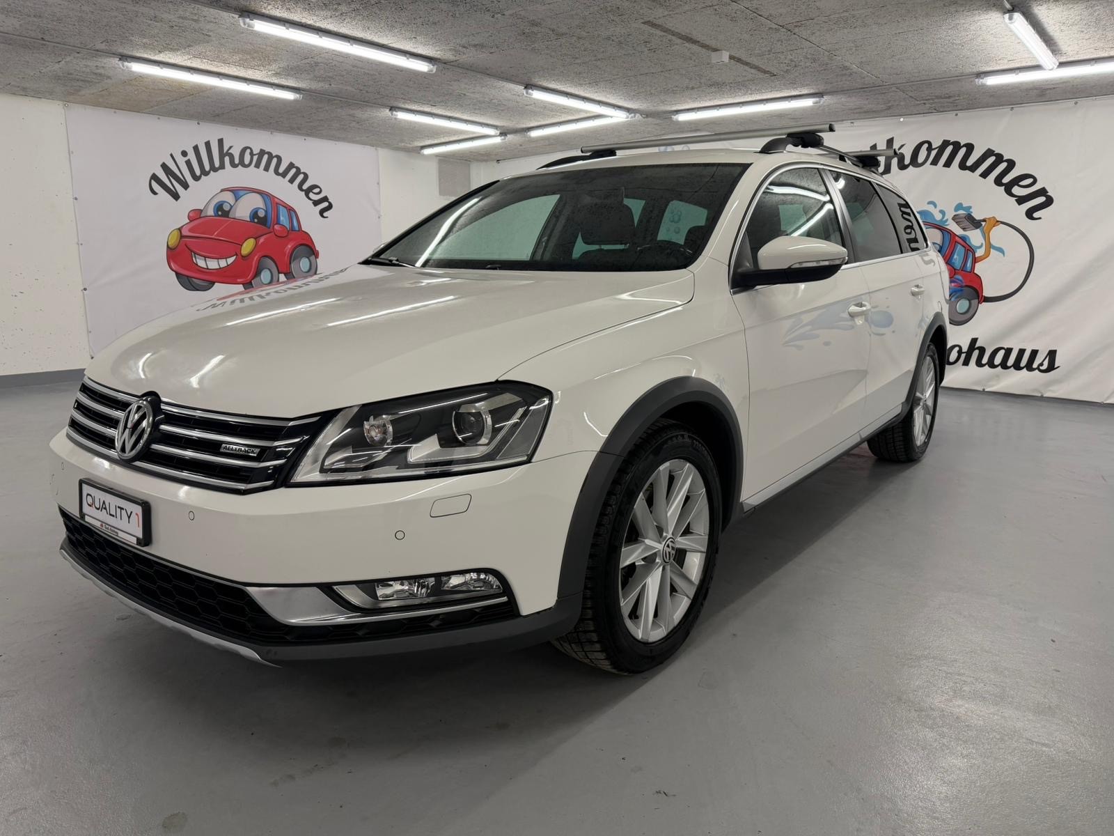 VW Passat Alltrack 2.0 TDI BMT 4Motion DSG-image-0