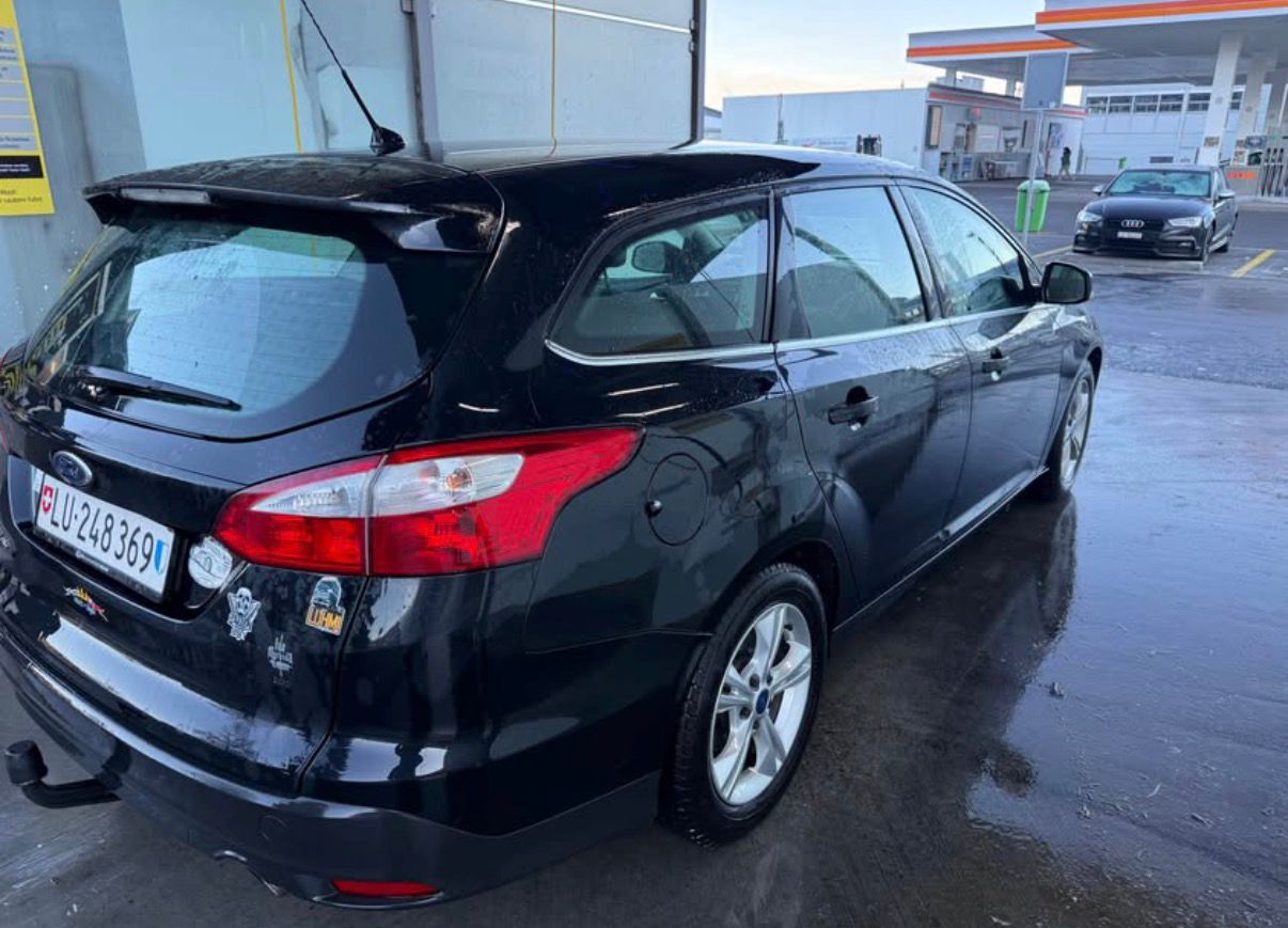FORD Focus 2.0 TDCi Trend PowerShift-image-3