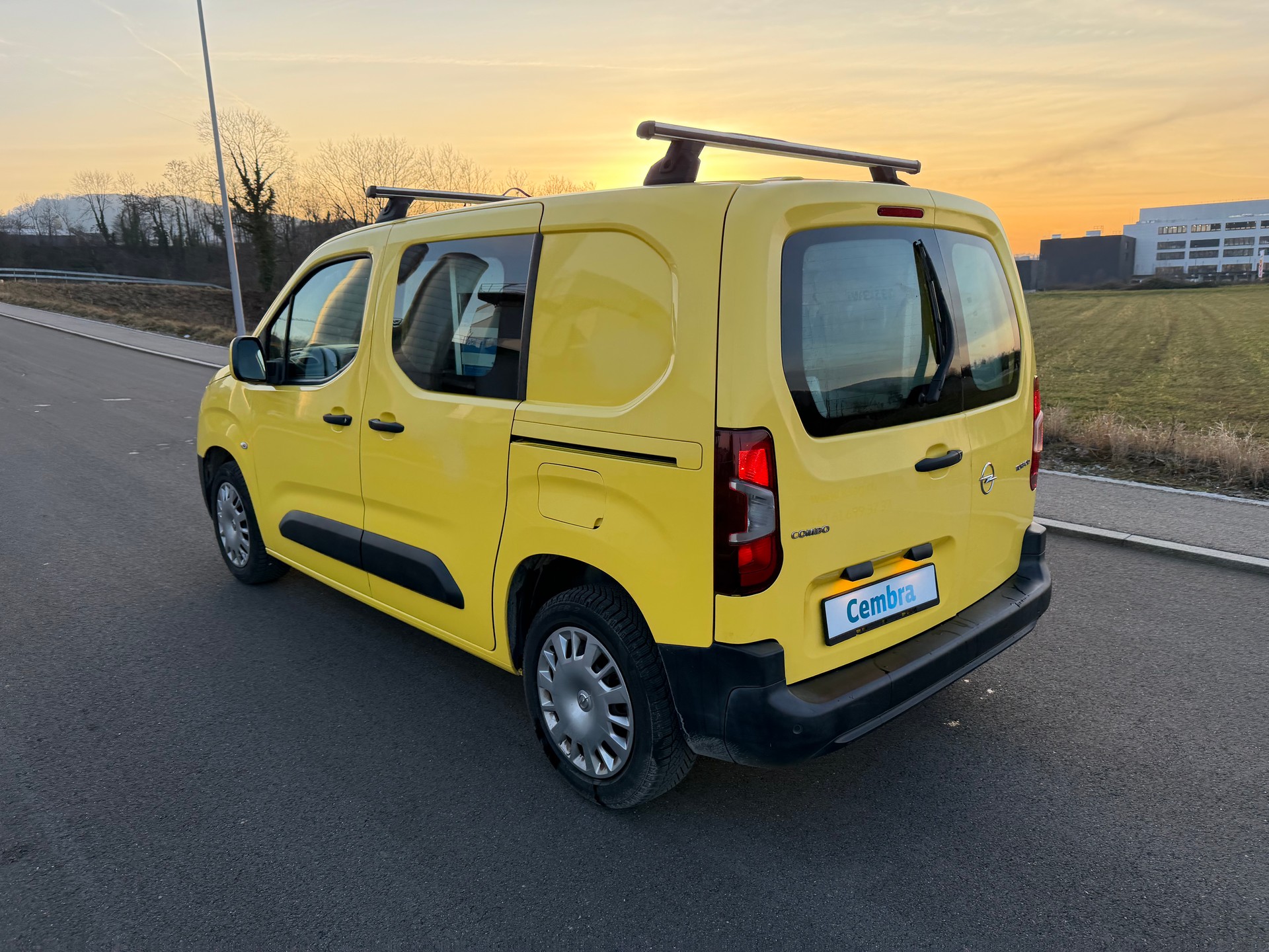 OPEL Combo 1.5 Cargo Enjoy s/s Erhöhte Nutzlast-image-6