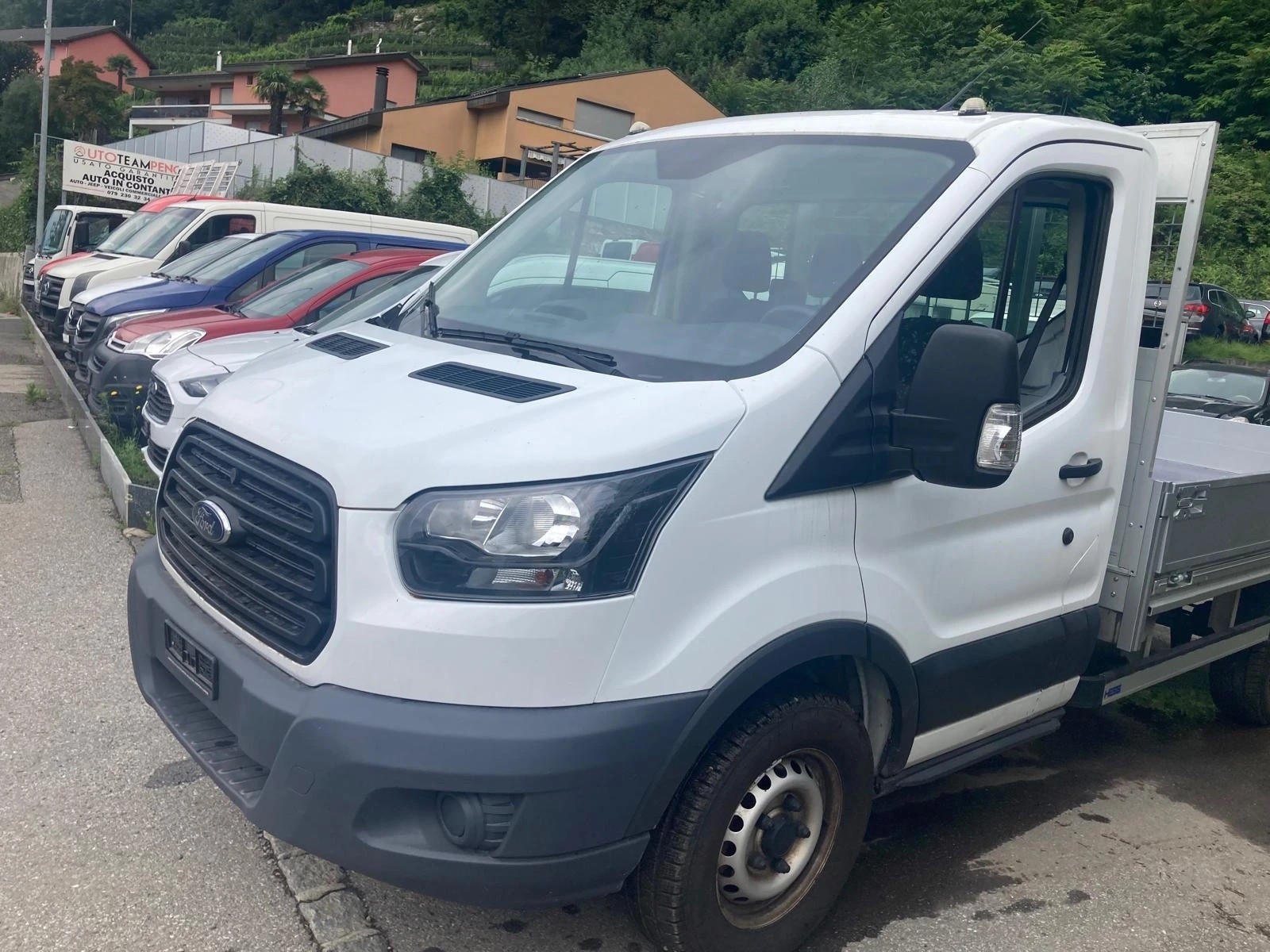 FORD Transit 350 L2 Ambiente 2.0 TDCi 130 RWD-image-4