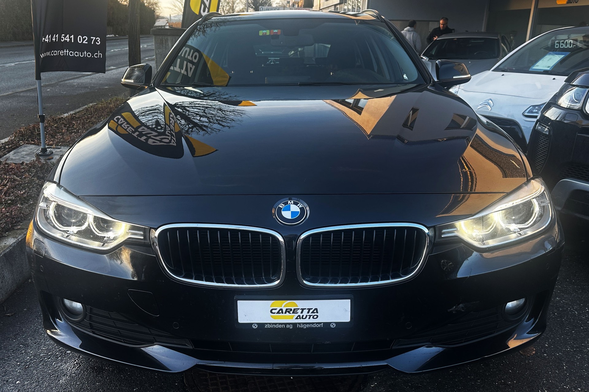 BMW 318d Touring Steptronic-image-1