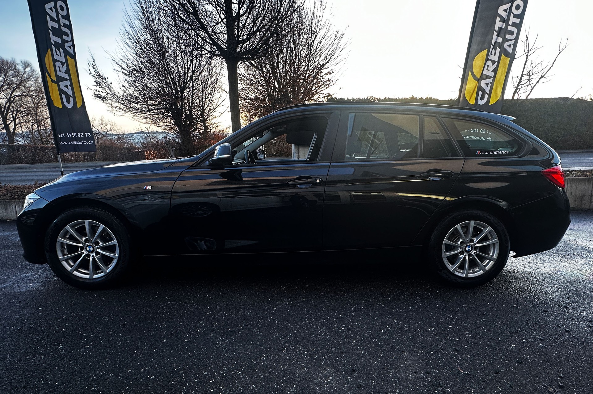 BMW 318d Touring Steptronic-image-3