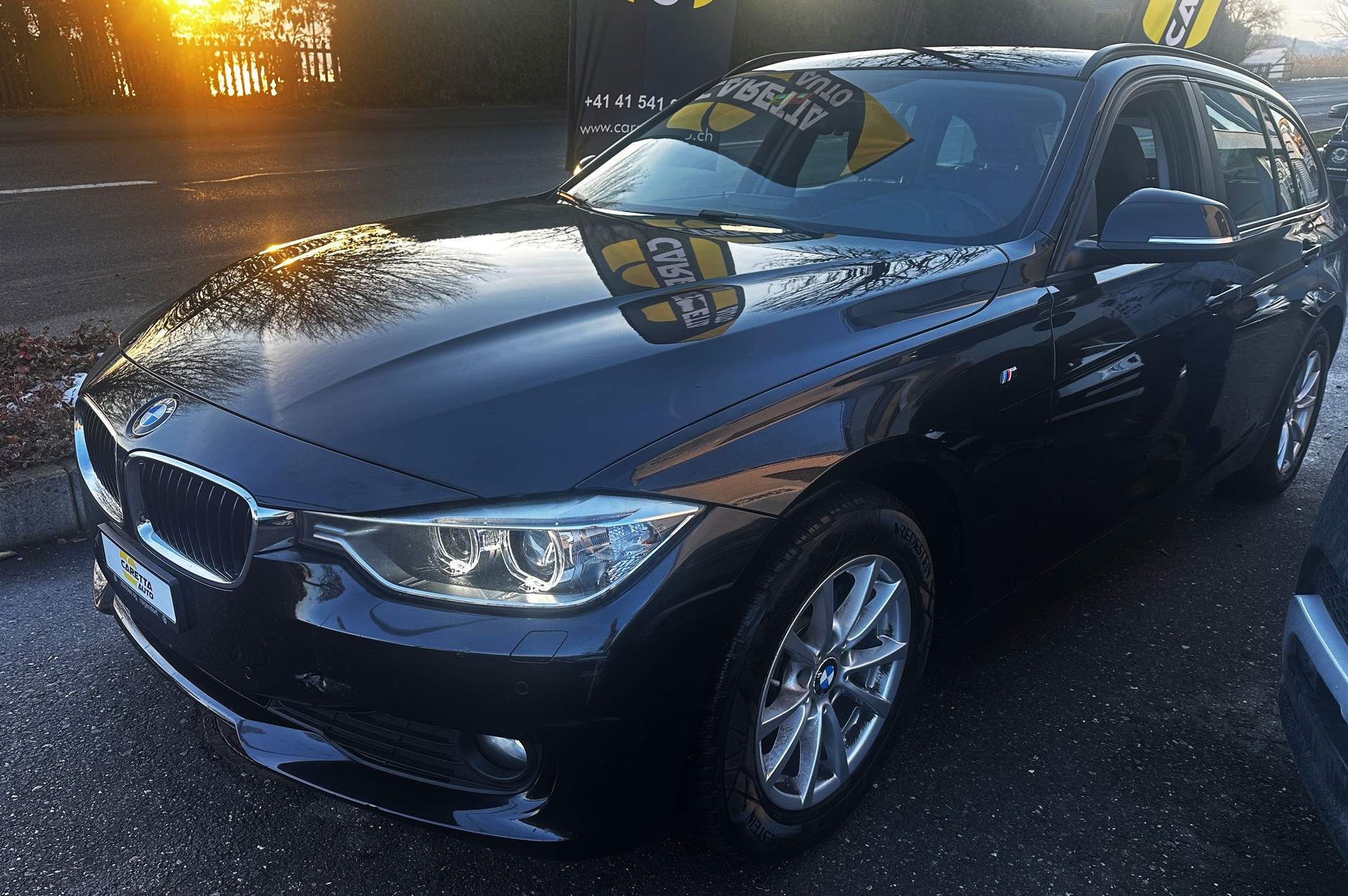BMW 318d Touring Steptronic-image-2