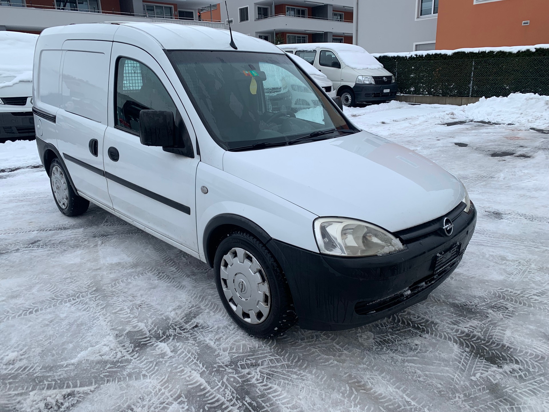 OPEL COMBO-image-1