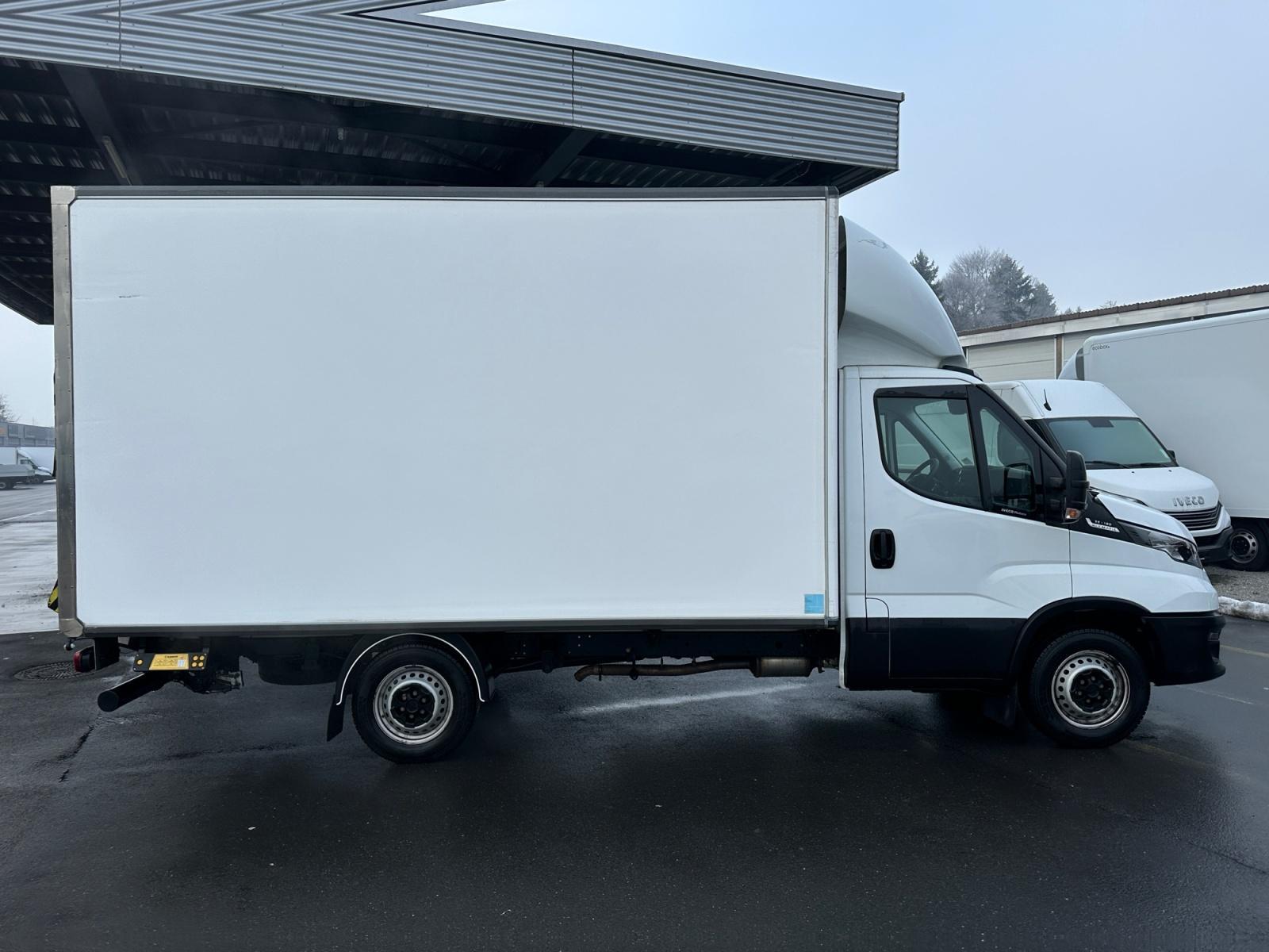 IVECO 35 S 16 A8 Koffer/ Hebebühne-image-3
