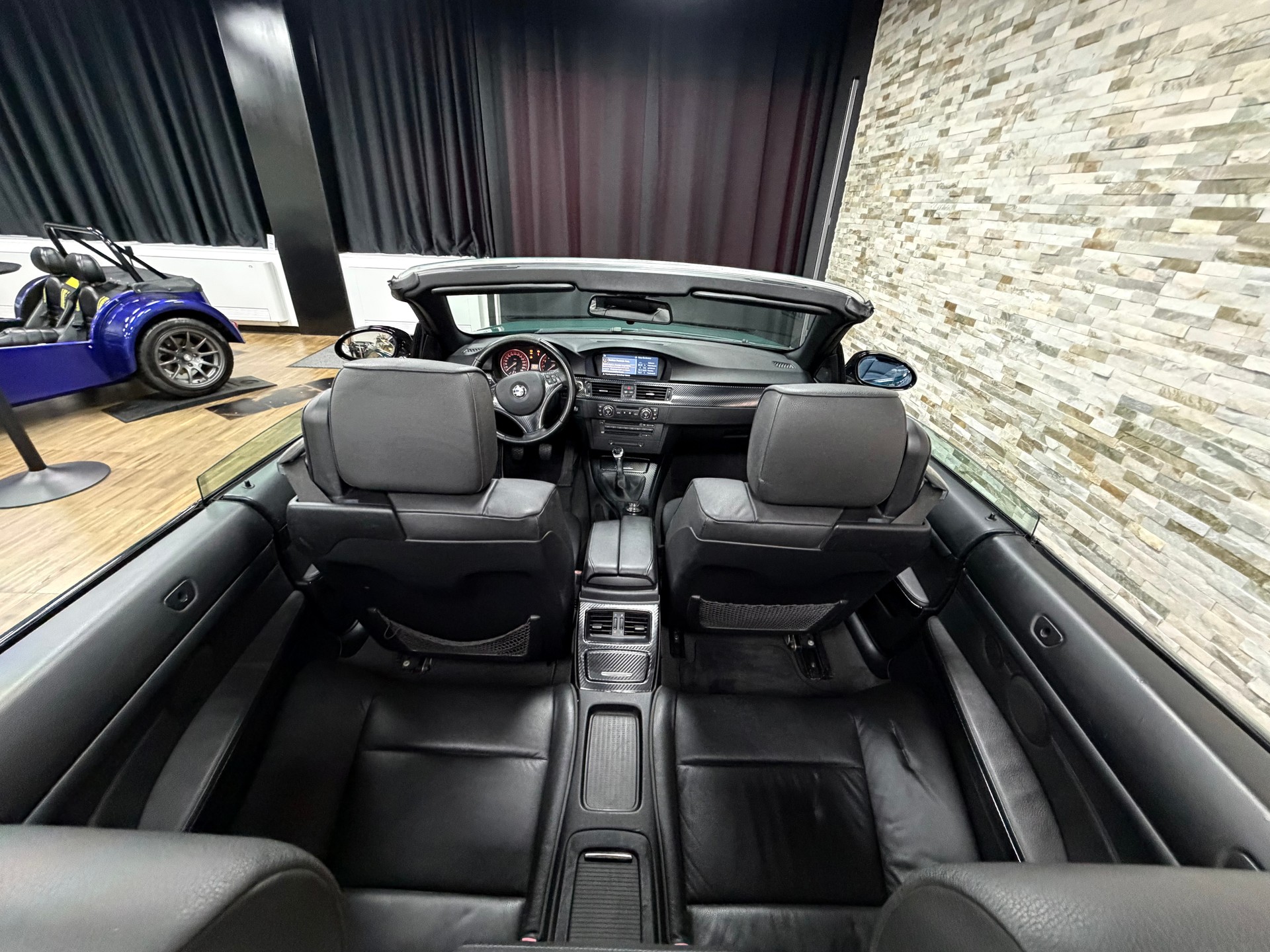 BMW 335i Cabriolet-image-19