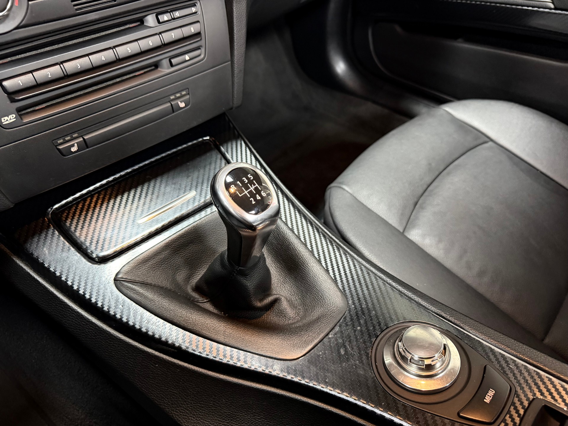 BMW 335i Cabriolet-image-18