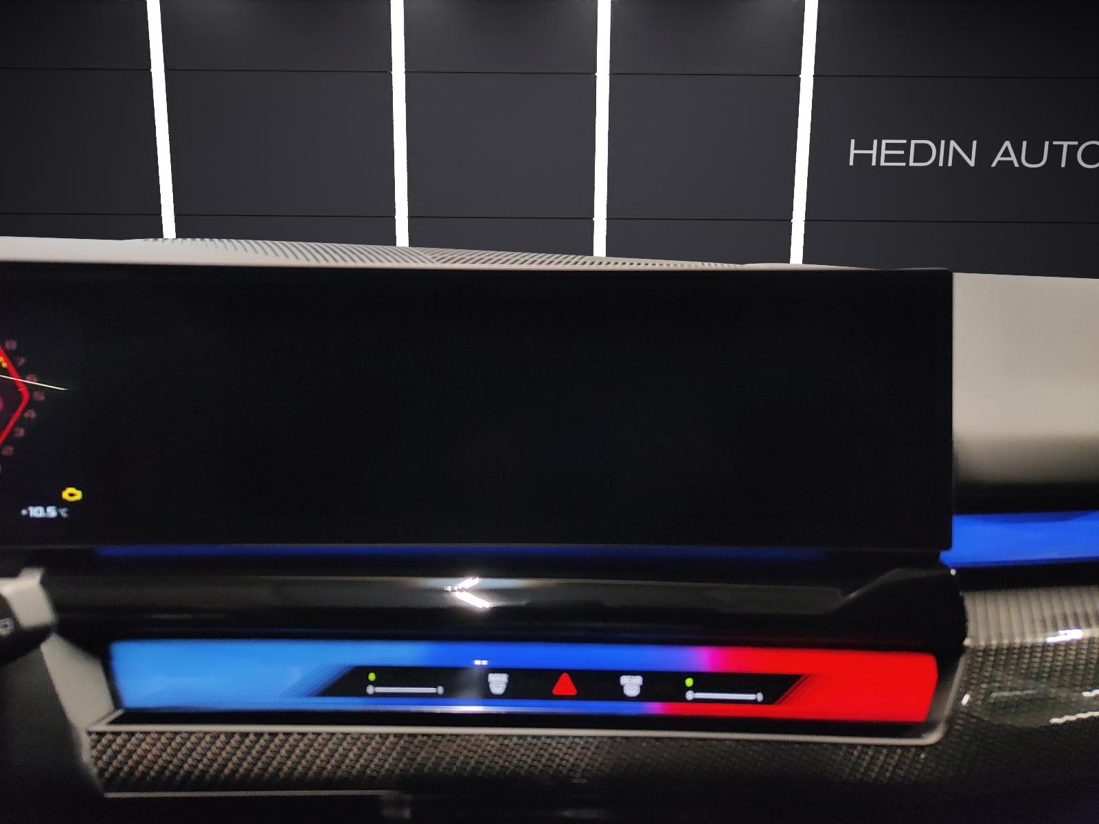 BMW M5 xDrive Touring-image-15