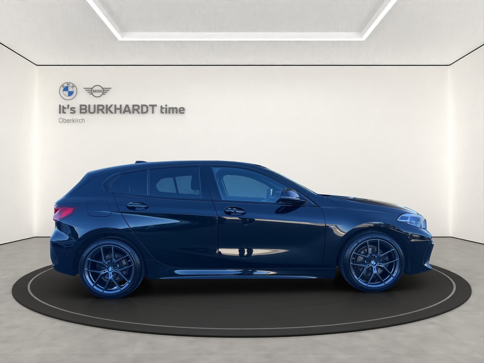 BMW 118i M Sport Steptronic-image-5