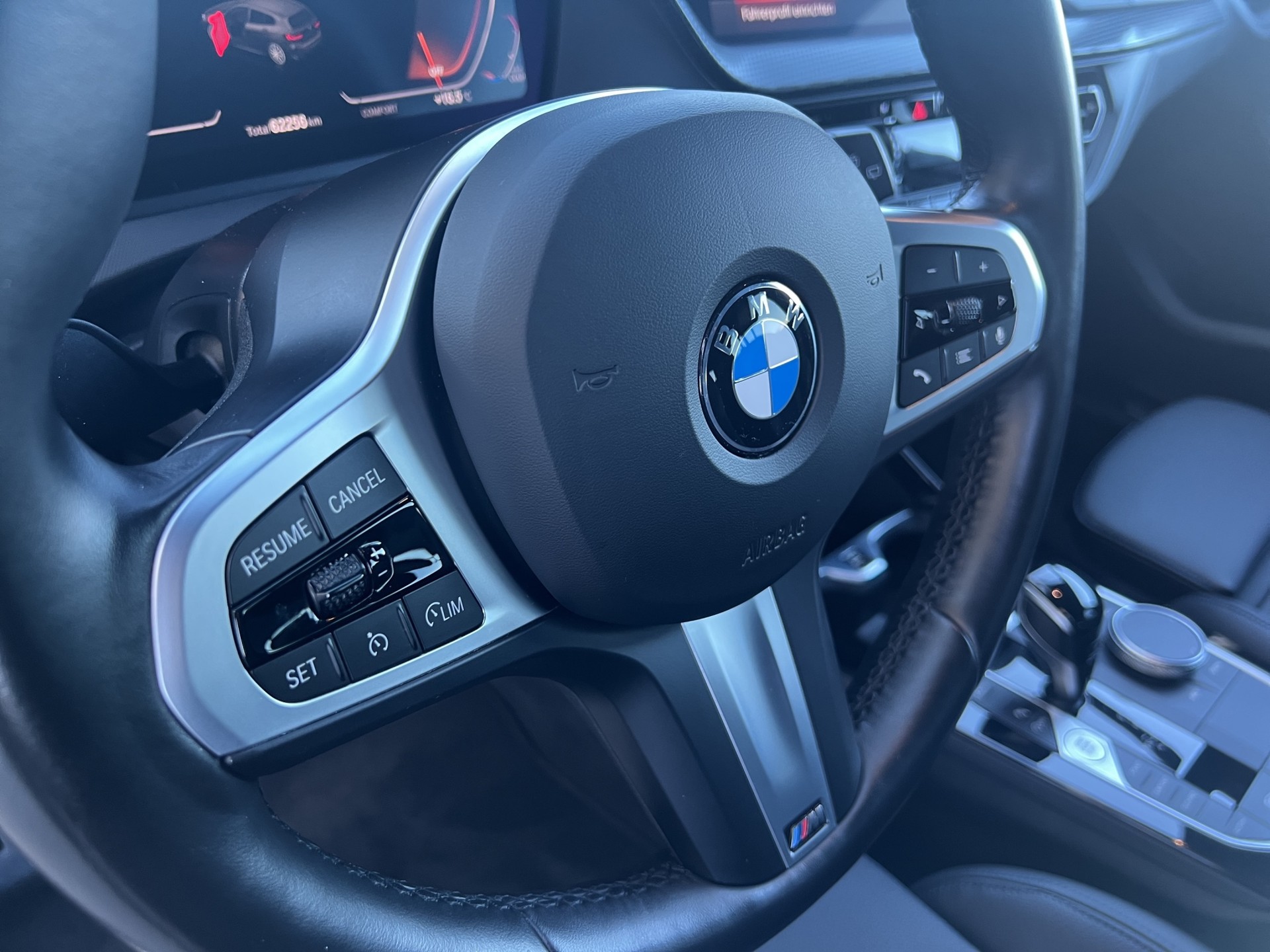 BMW 118i M Sport Steptronic-image-11