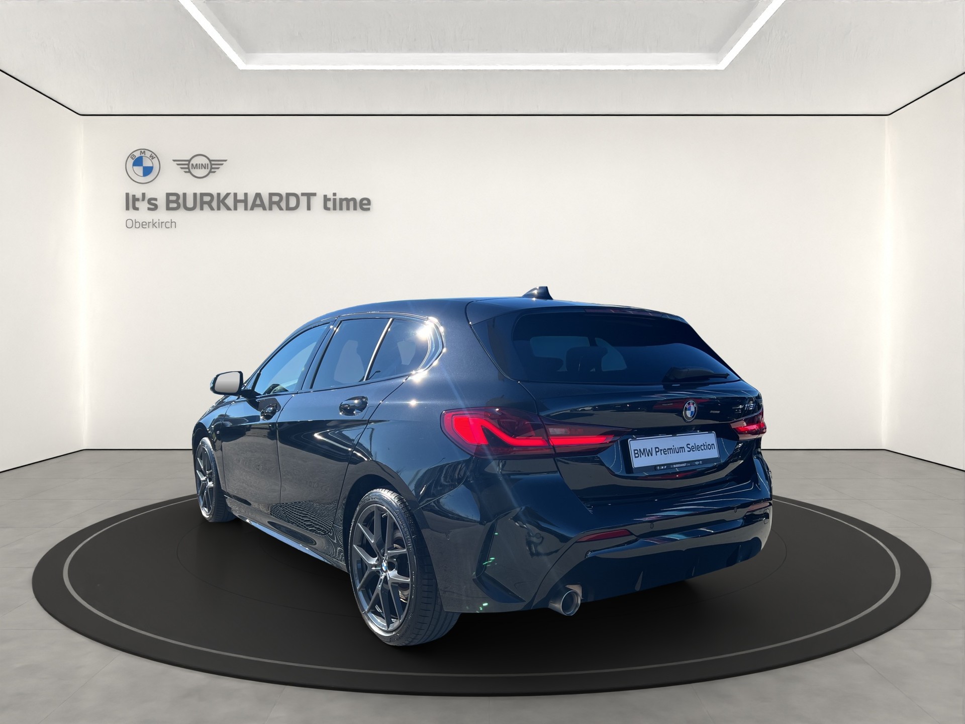 BMW 118i M Sport Steptronic-image-2