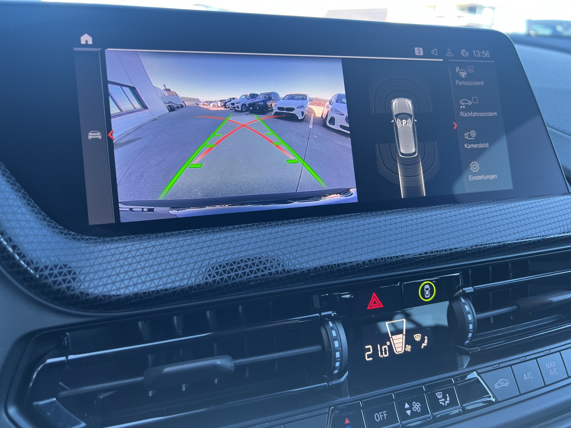 BMW 118i M Sport Steptronic-image-13