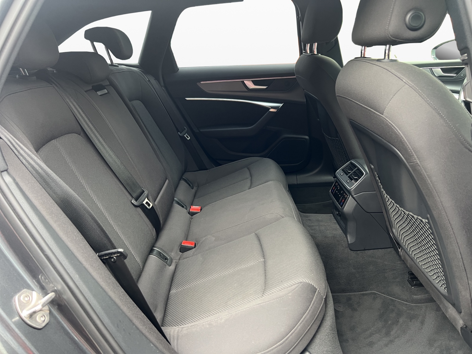 AUDI A6 Avant 50 TDI quattro tiptronic-image-18
