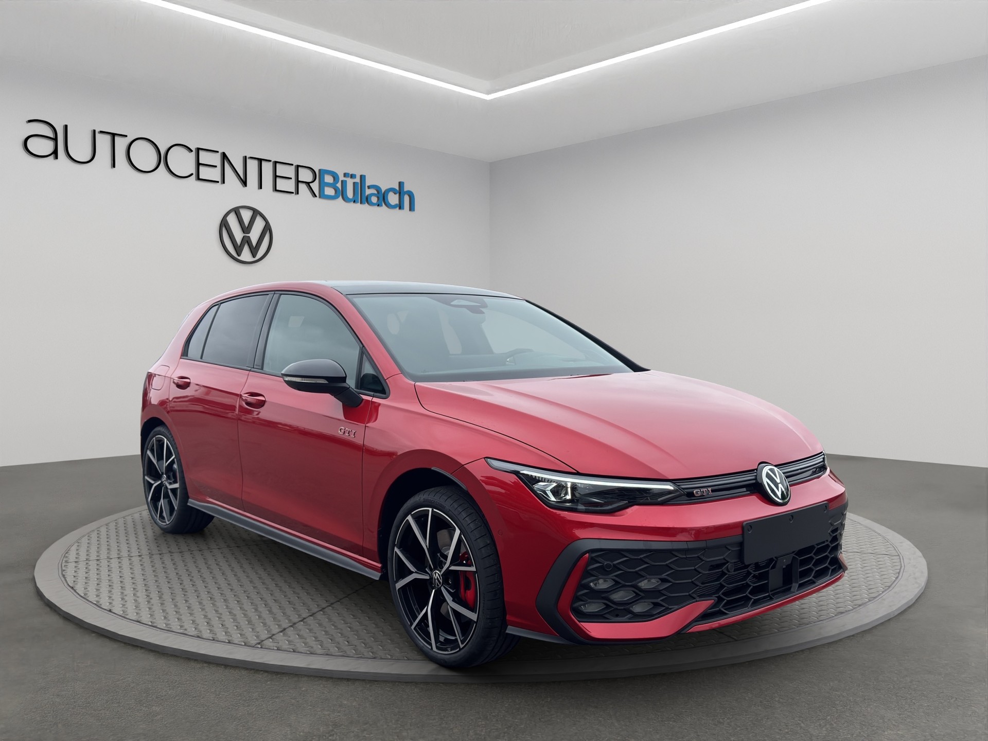 VW Golf 2.0 TSI GTI DSG-image-2
