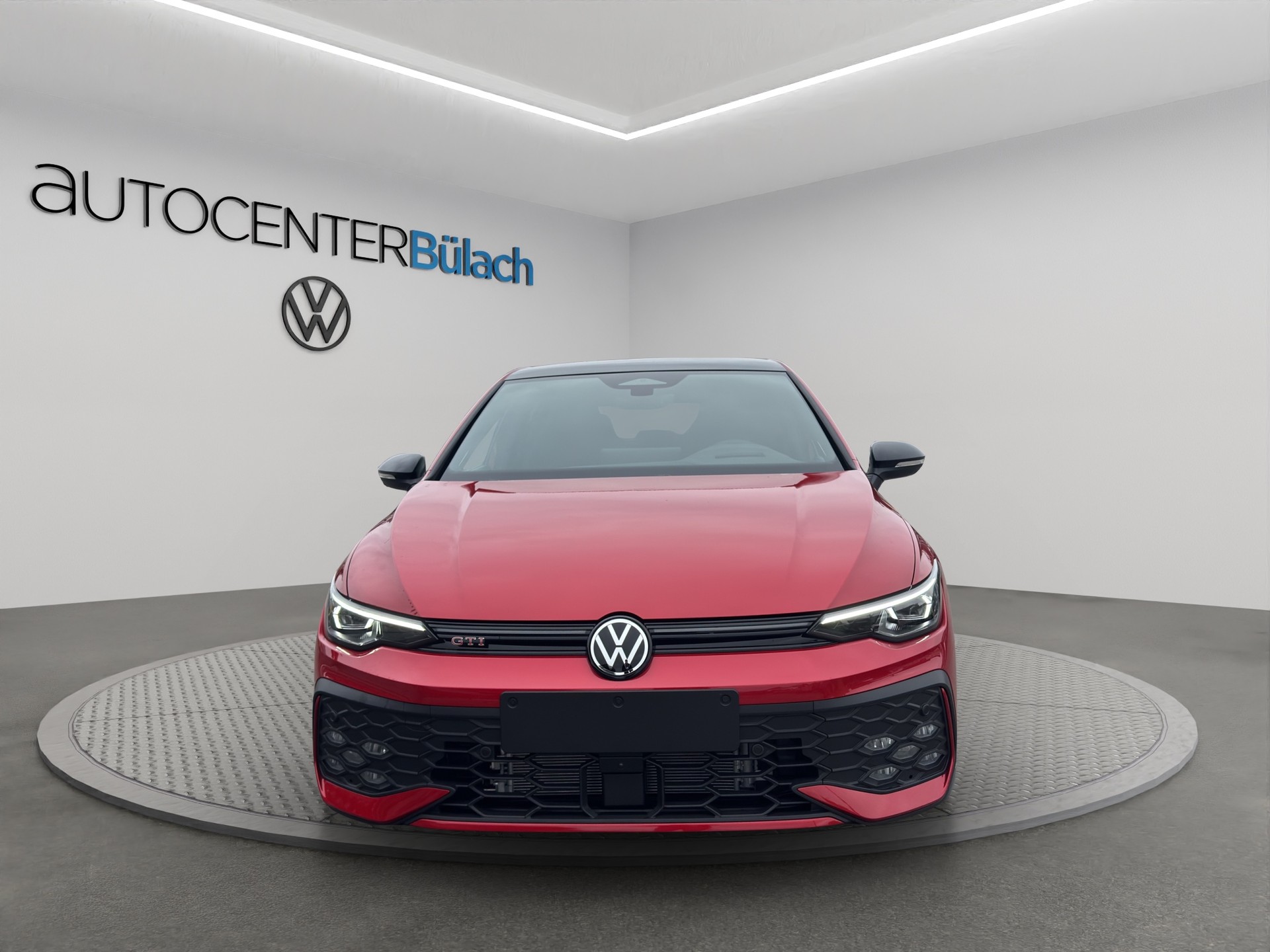 VW Golf 2.0 TSI GTI DSG-image-1