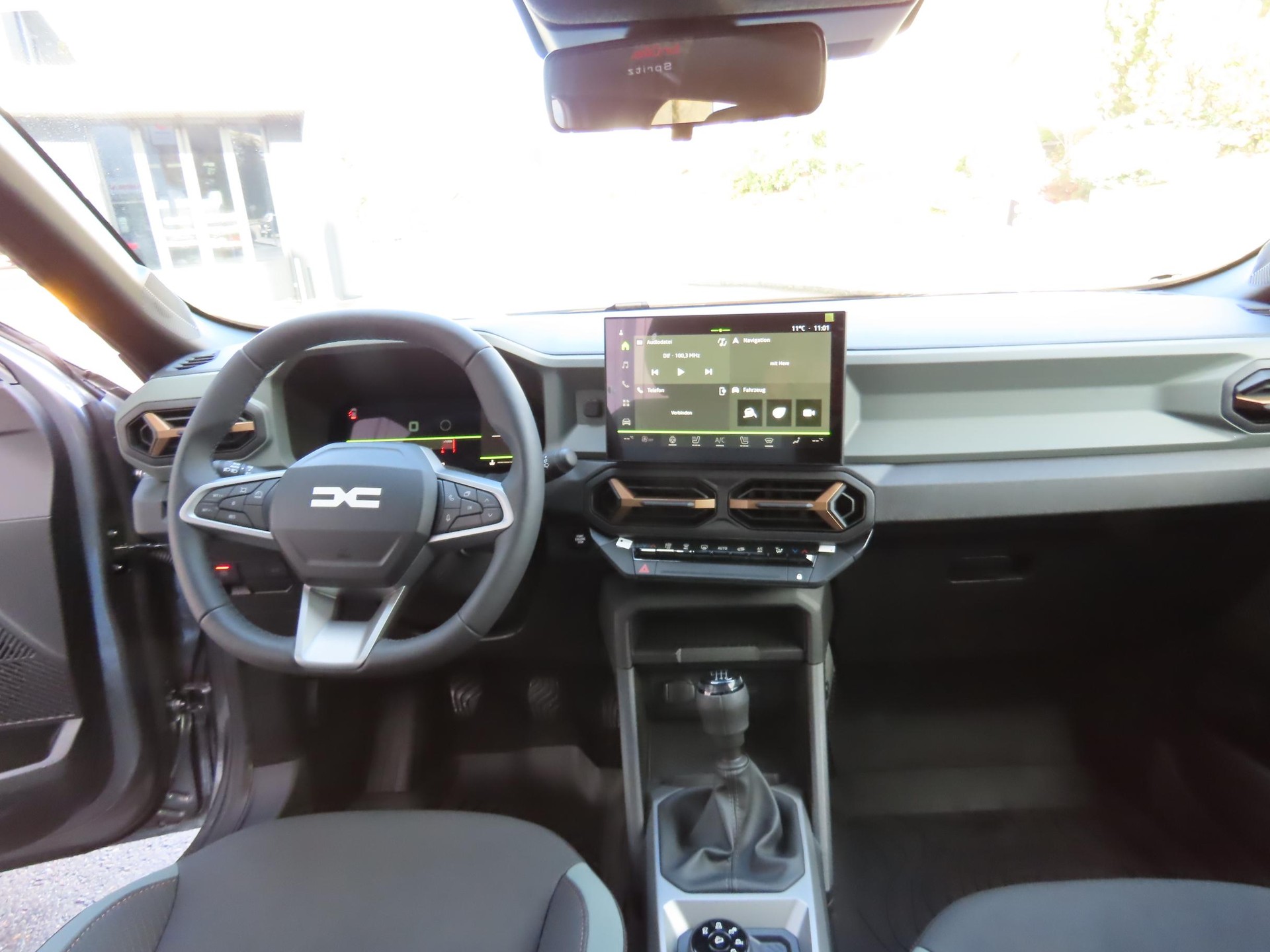 DACIA Bigster 1.2 TCe Extreme 4WD-image-10