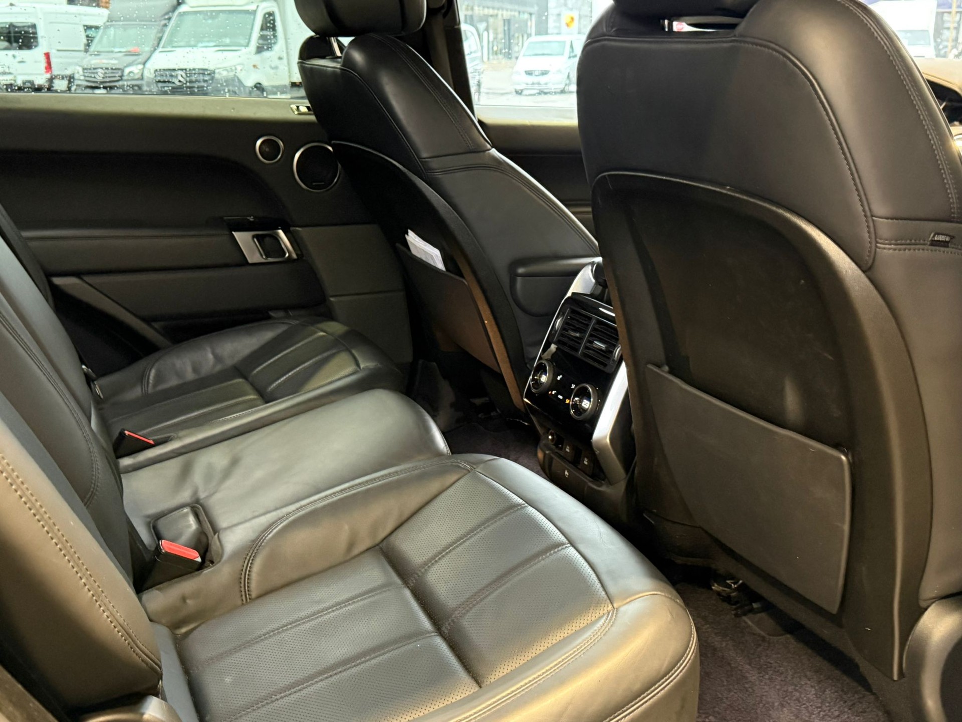 LAND ROVER Range Rover Sport 3.0 SDV6 HSE Dynamic Automatic-image-12