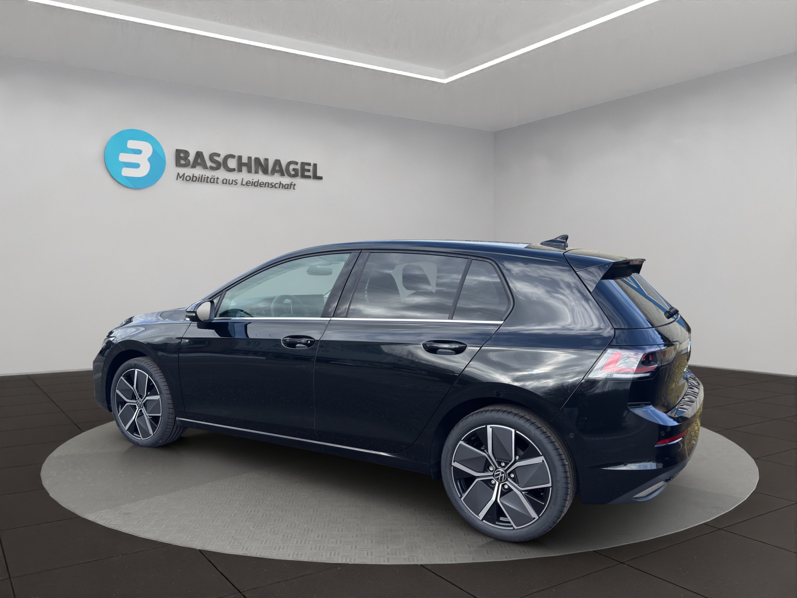 VW Golf 1.5 e TSI mHEV Style DSG-image-2