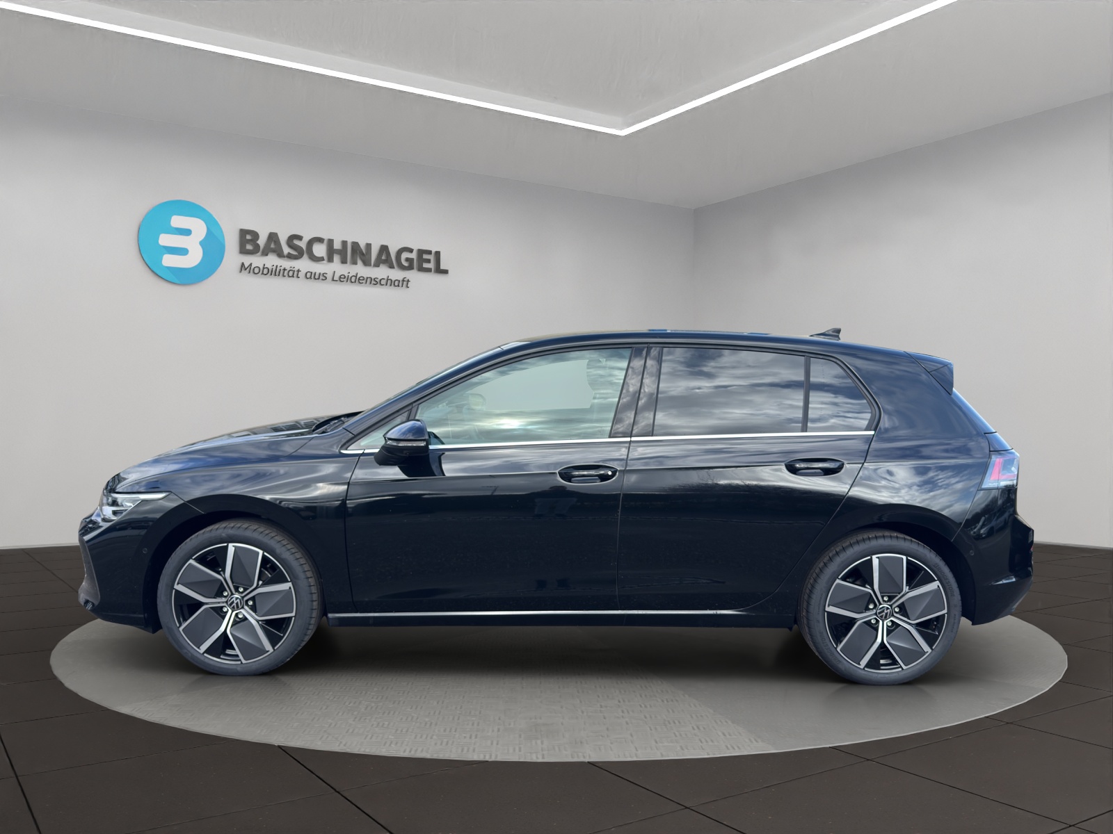 VW Golf 1.5 e TSI mHEV Style DSG-image-1