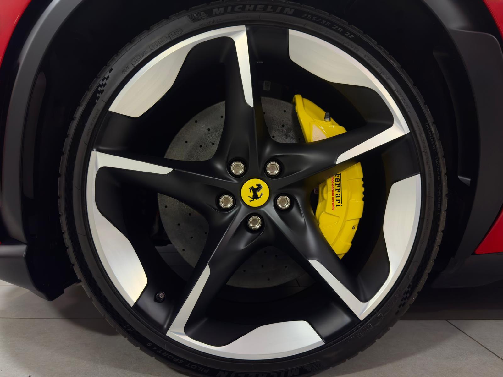 FERRARI PUROSANGUE 6.5 V12-image-12