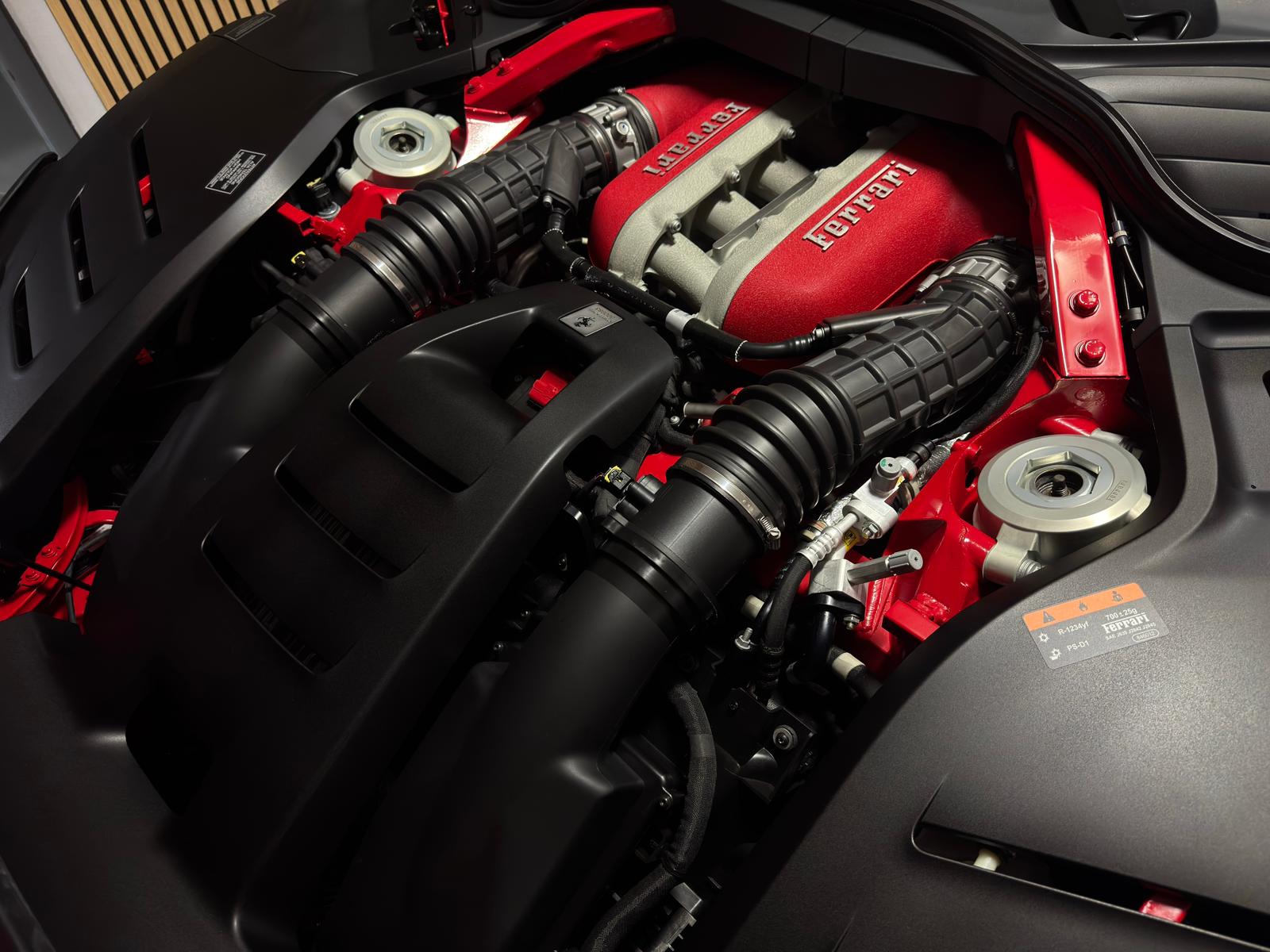 FERRARI PUROSANGUE 6.5 V12-image-8