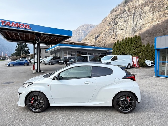 TOYOTA Yaris 1.6 GR Sport-image-6