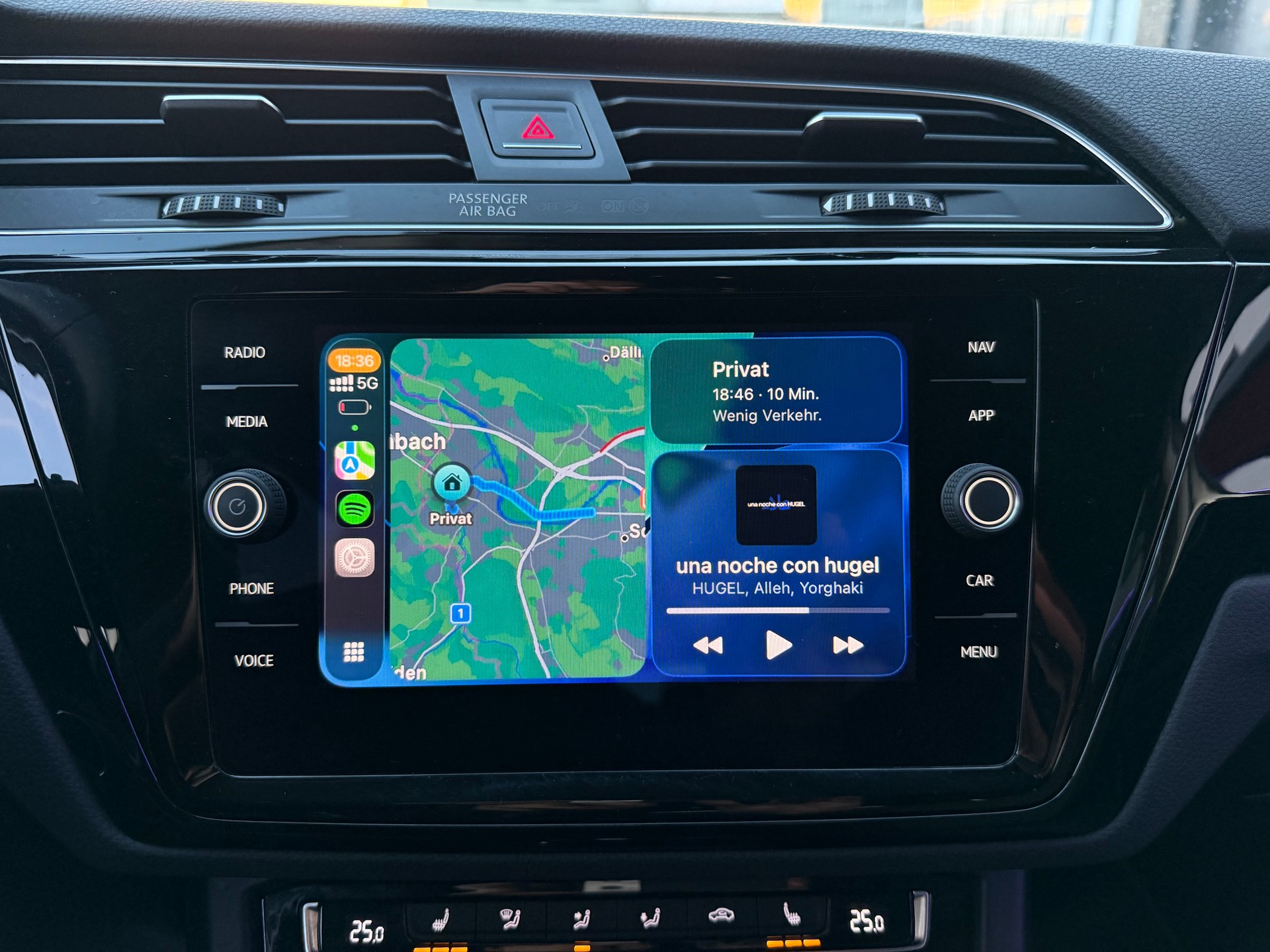 VW Touran 2.0 TDI BlueMotion Technology Comfortline DSG-image-13
