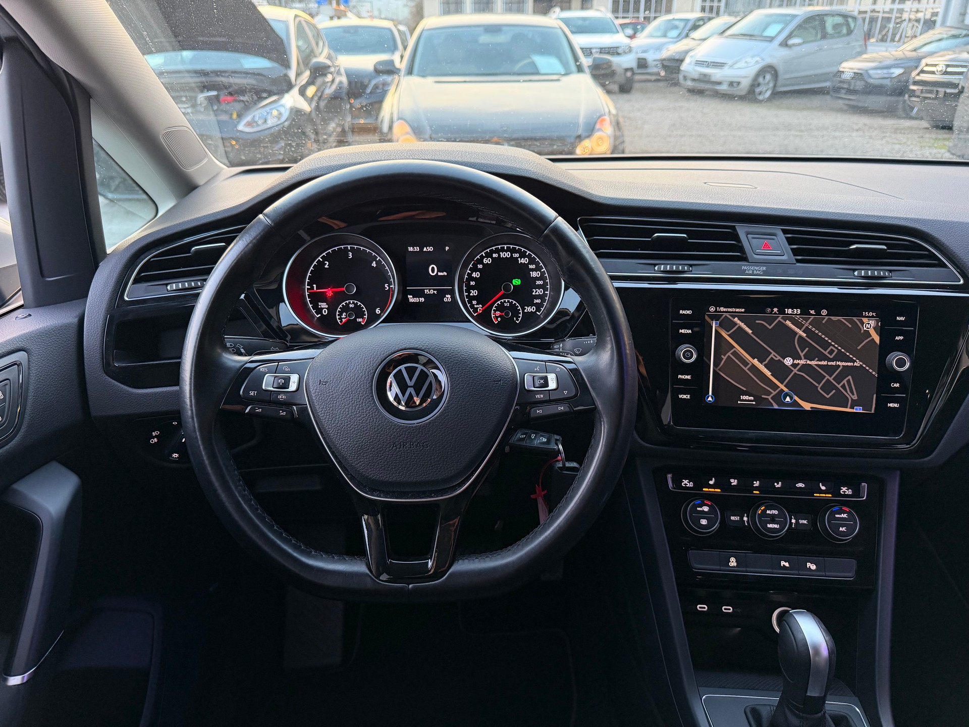 VW Touran 2.0 TDI BlueMotion Technology Comfortline DSG-image-11
