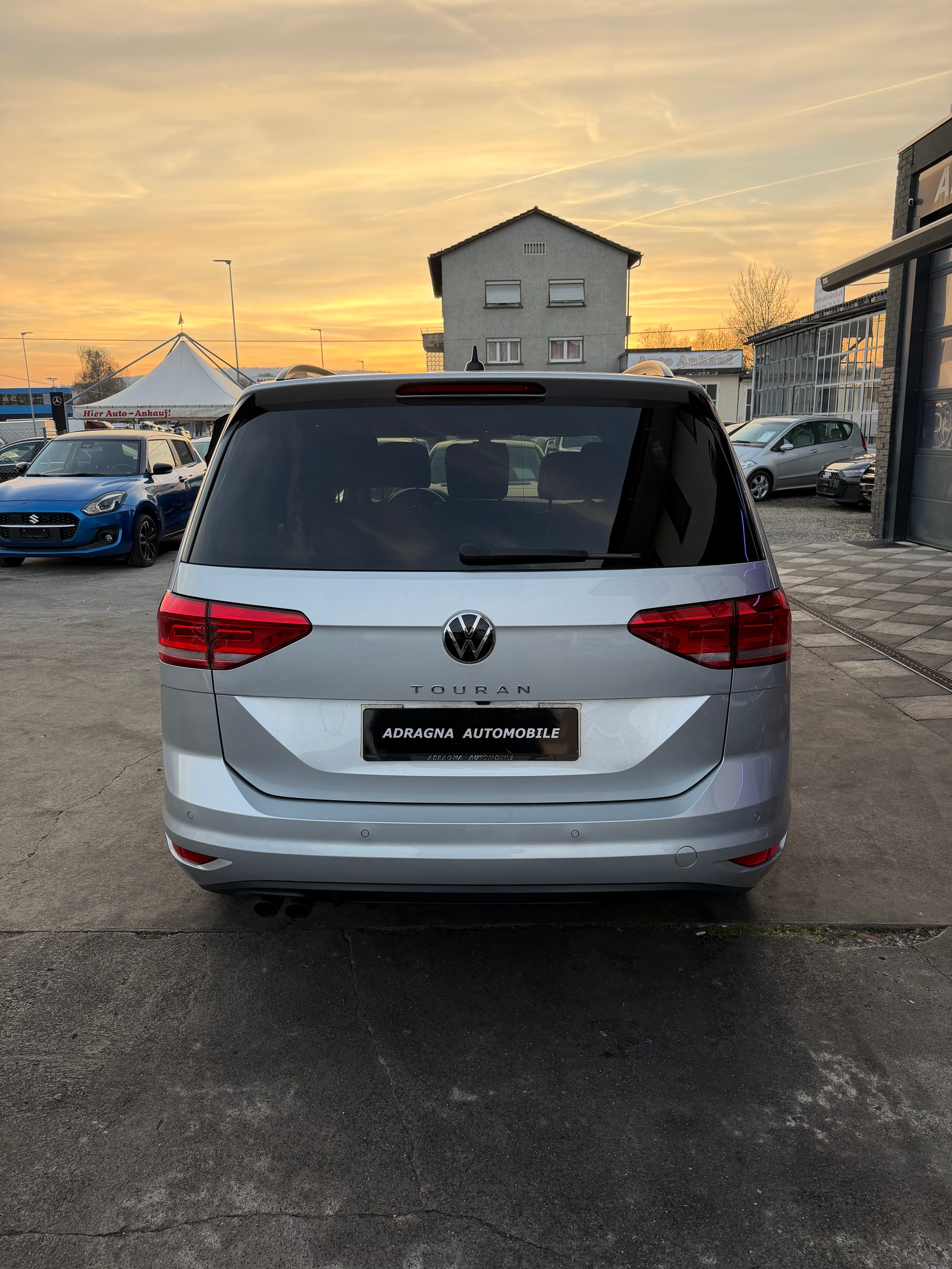VW Touran 2.0 TDI BlueMotion Technology Comfortline DSG-image-5