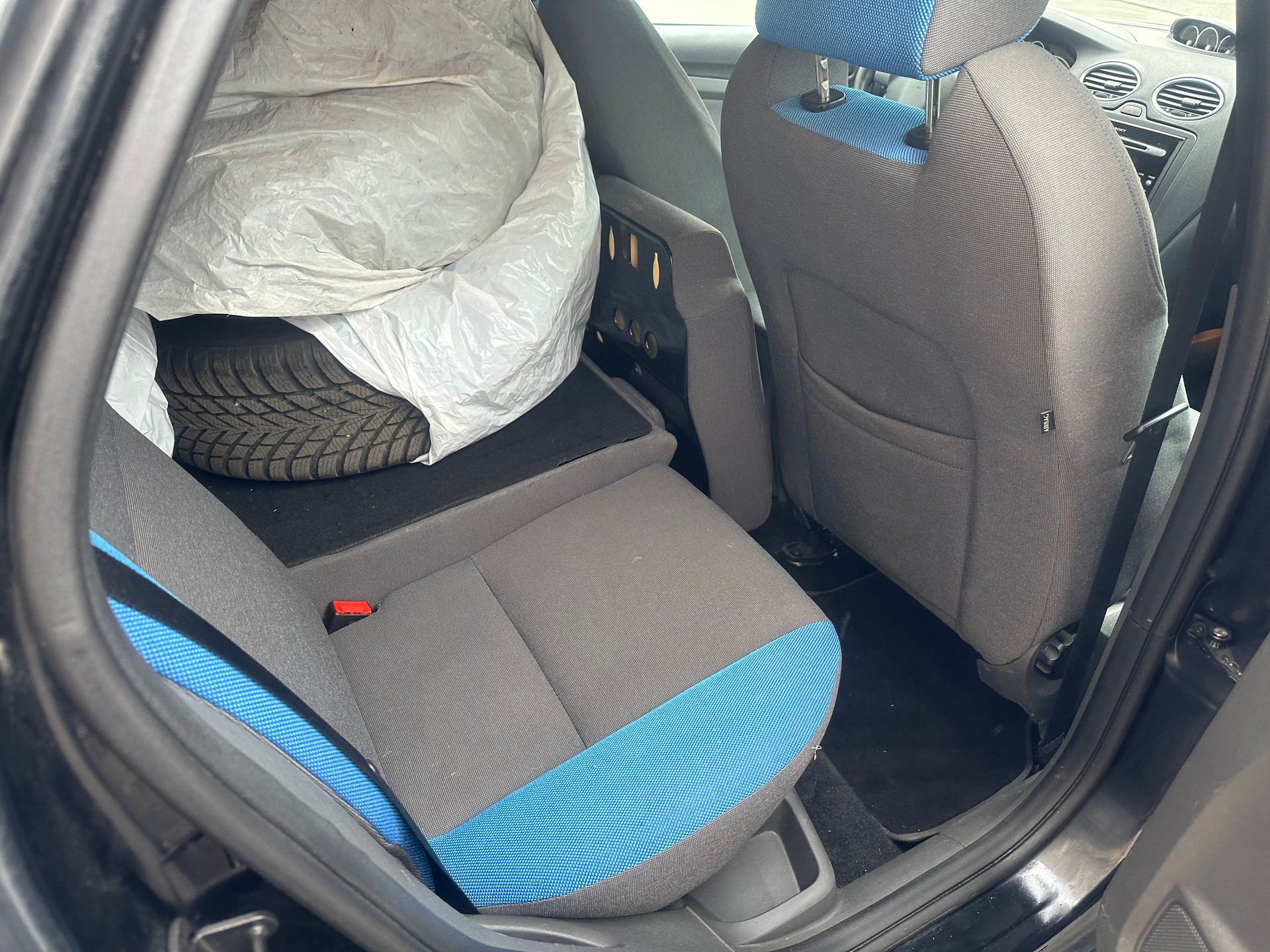 FORD Focus 2.5 Turbo ST-image-15