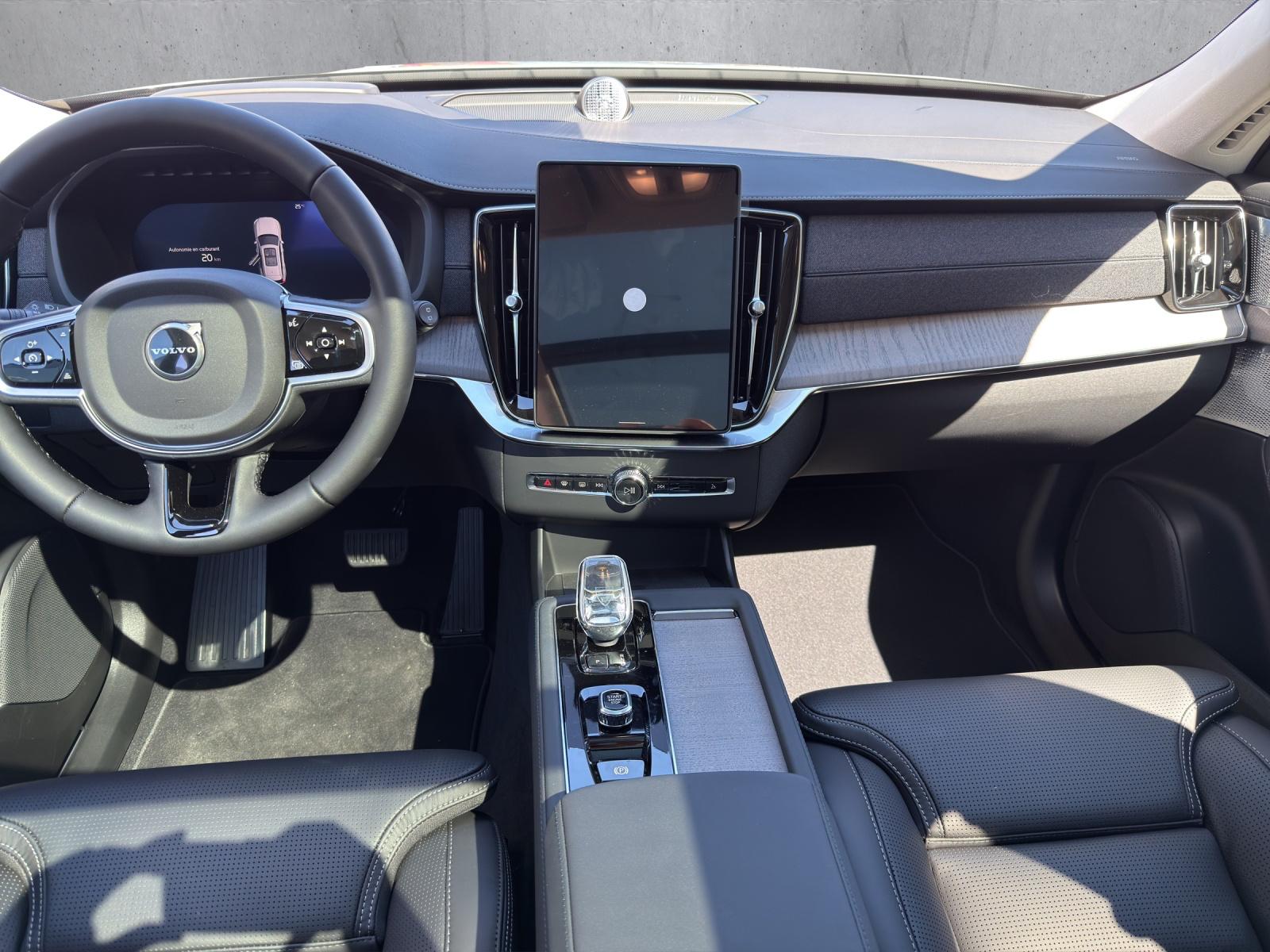 Image VOLVO XC90 XC90 B5 Benzin Mild Hybrid AWD Ultra Dark Geartronic