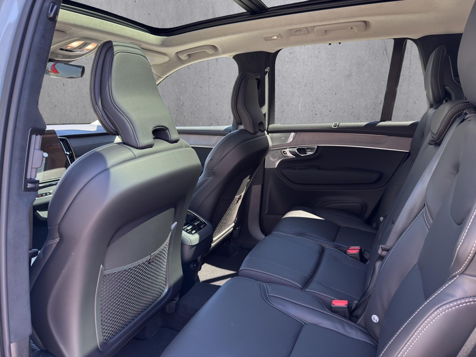 Image VOLVO XC90 XC90 B5 Benzin Mild Hybrid AWD Ultra Dark Geartronic