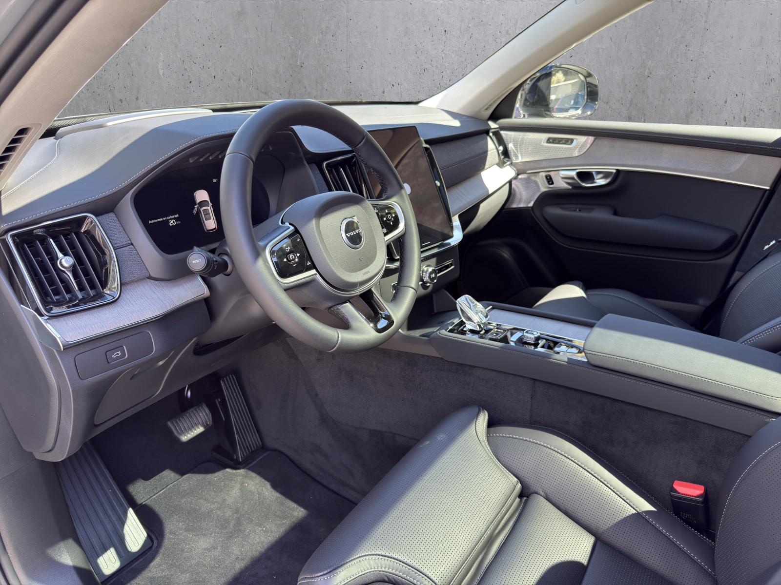 Image VOLVO XC90 XC90 B5 Benzin Mild Hybrid AWD Ultra Dark Geartronic
