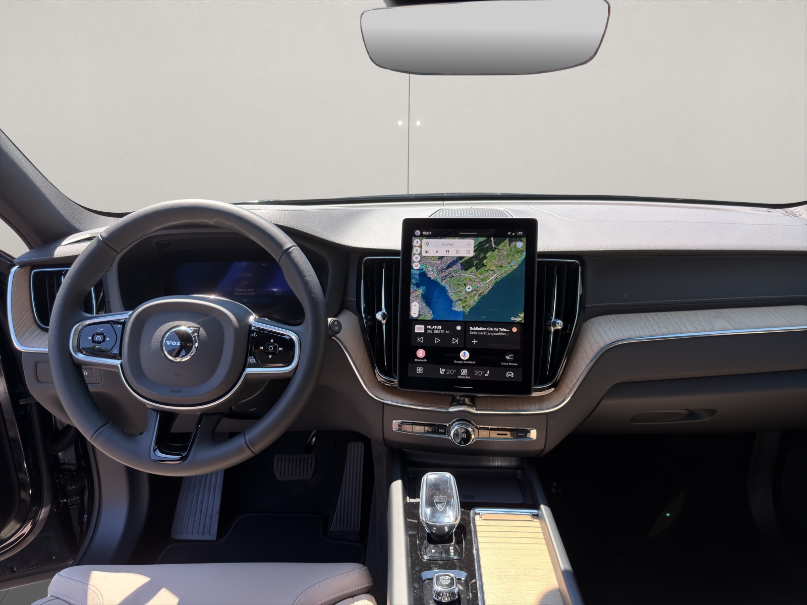 VOLVO XC60 2.0 T6 TE Ultra Dark eAWD-image-8