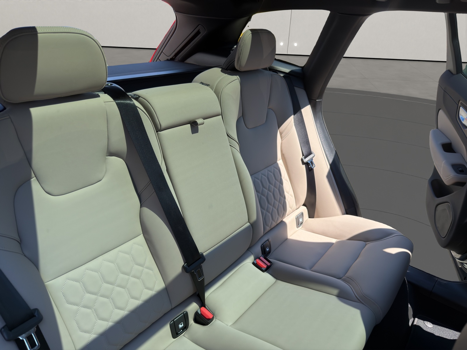 VOLVO XC60 2.0 T6 TE Ultra Dark eAWD-image-14