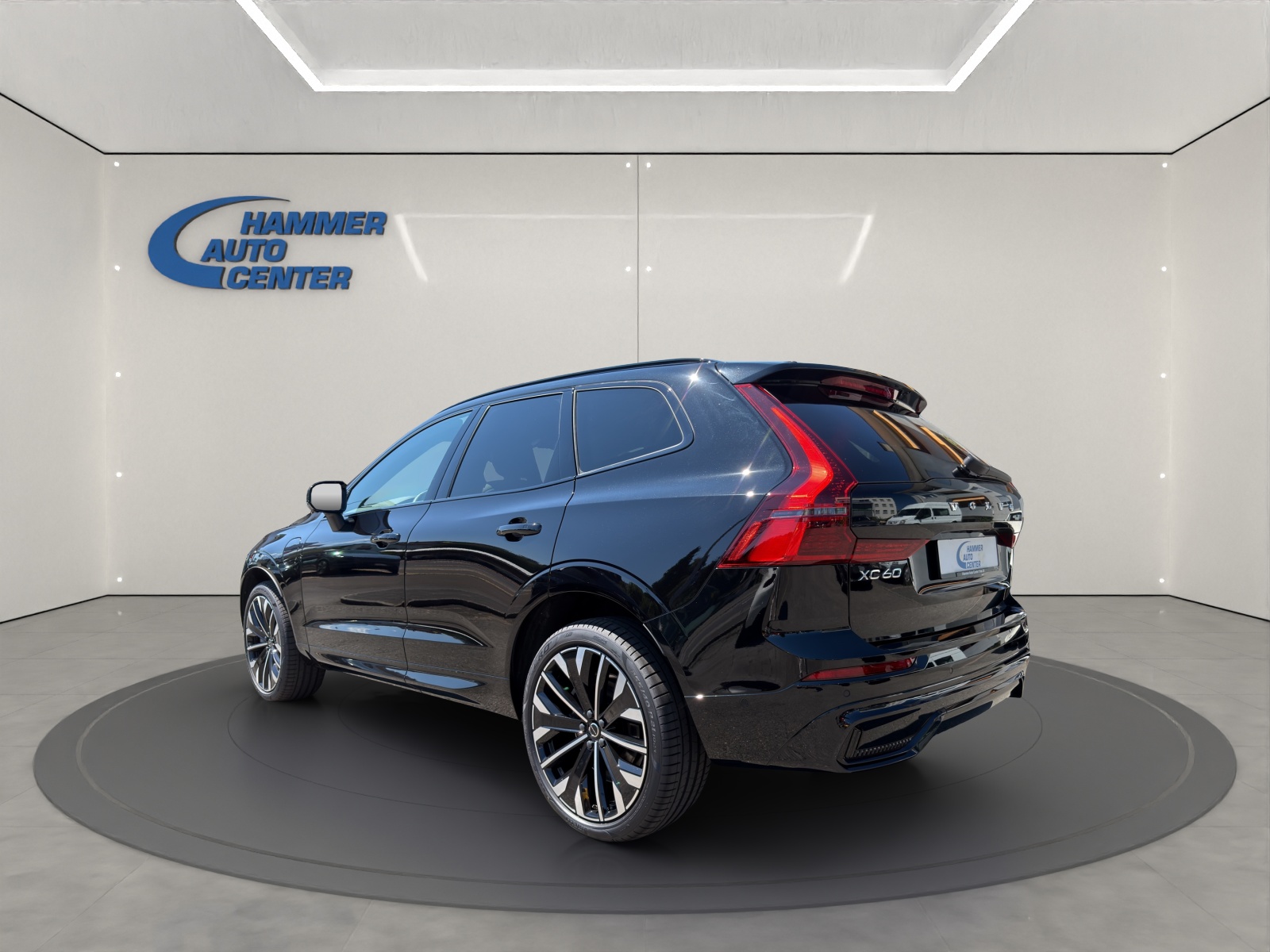 VOLVO XC60 2.0 T6 TE Ultra Dark eAWD-image-2