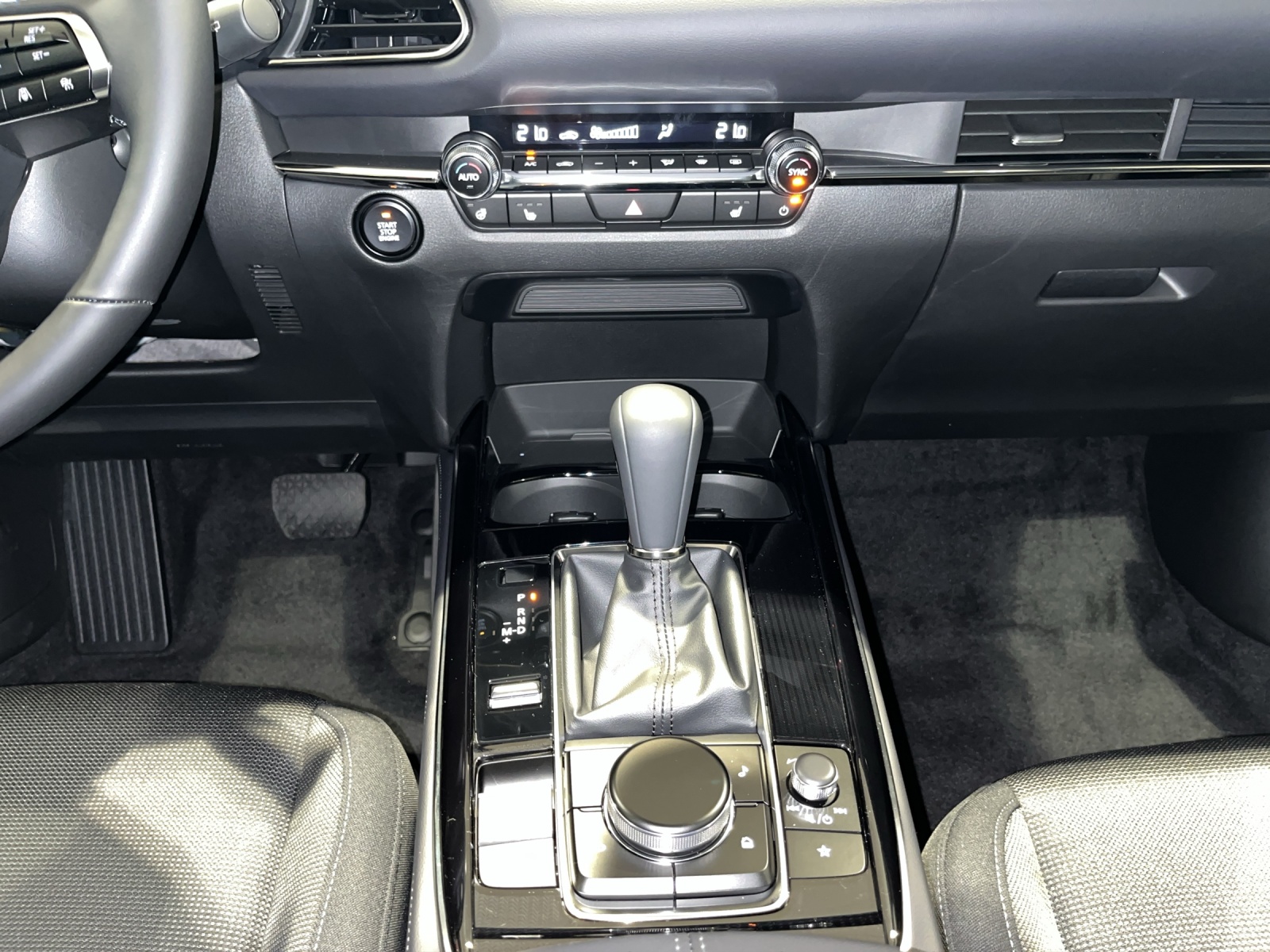 MAZDA CX-30 SKYACTIV-G 140 M Hybrid Centre Line FWD AT-image-15