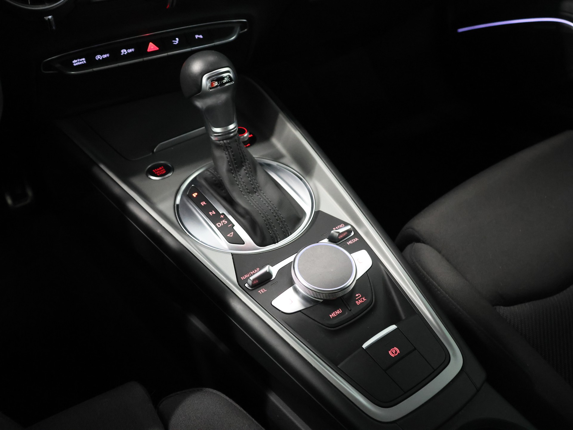 AUDI TT Coupé 45 TFSI quattro S-tronic *Sportabgassanlage* *Bang & Olufsen* *Rückfahrkamera*-image-24