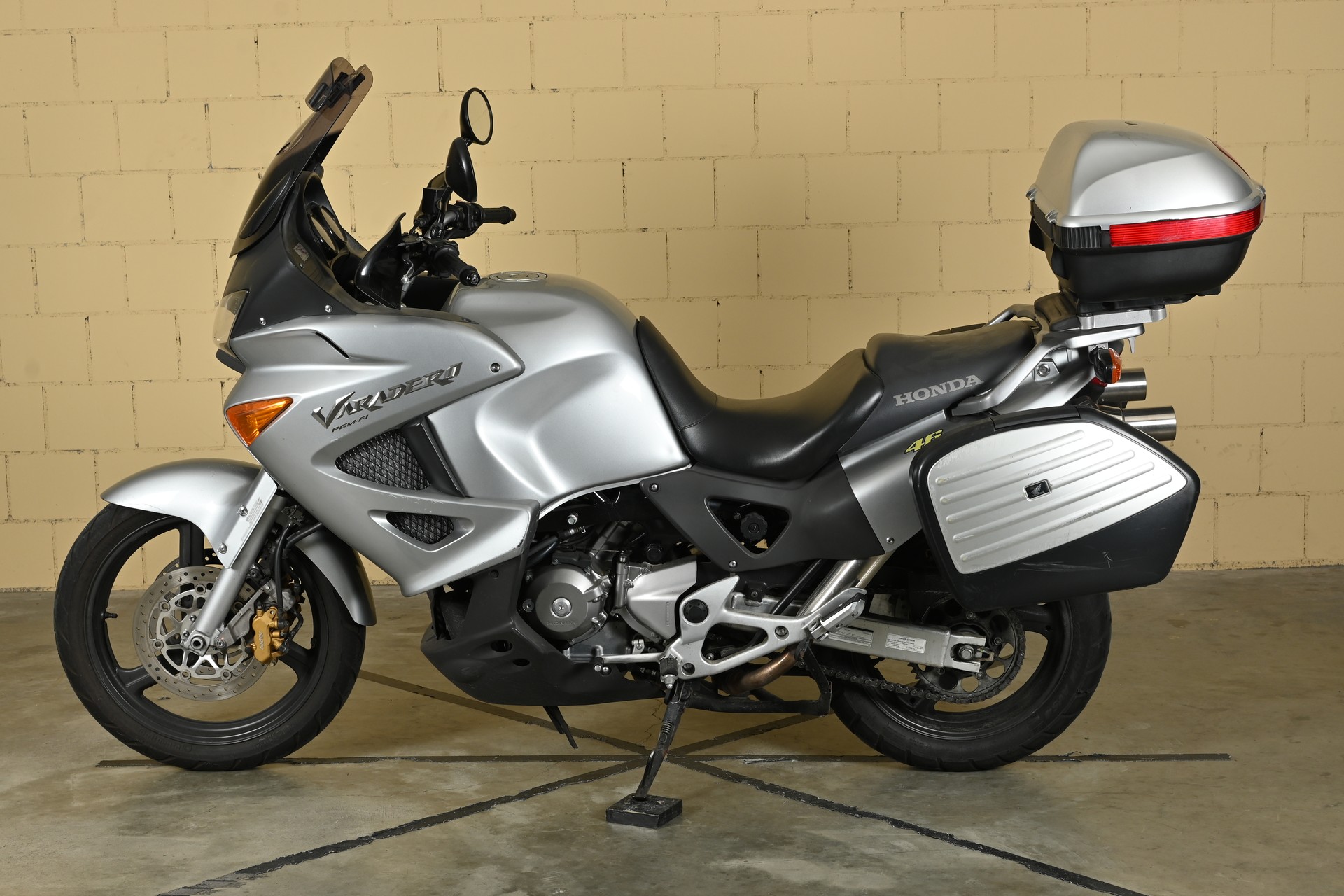 HONDA XL 1000 V Varadero ABS-showroom-element-3
