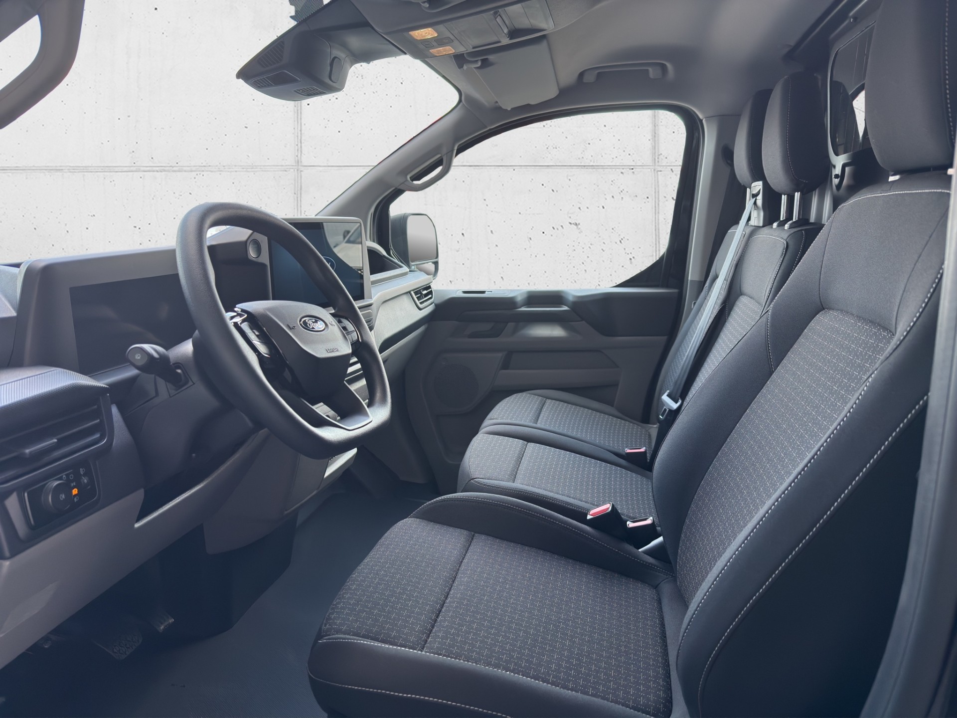FORD Transit C Van 320 L1 2.0 EcoBlue 136 Trend-image-9