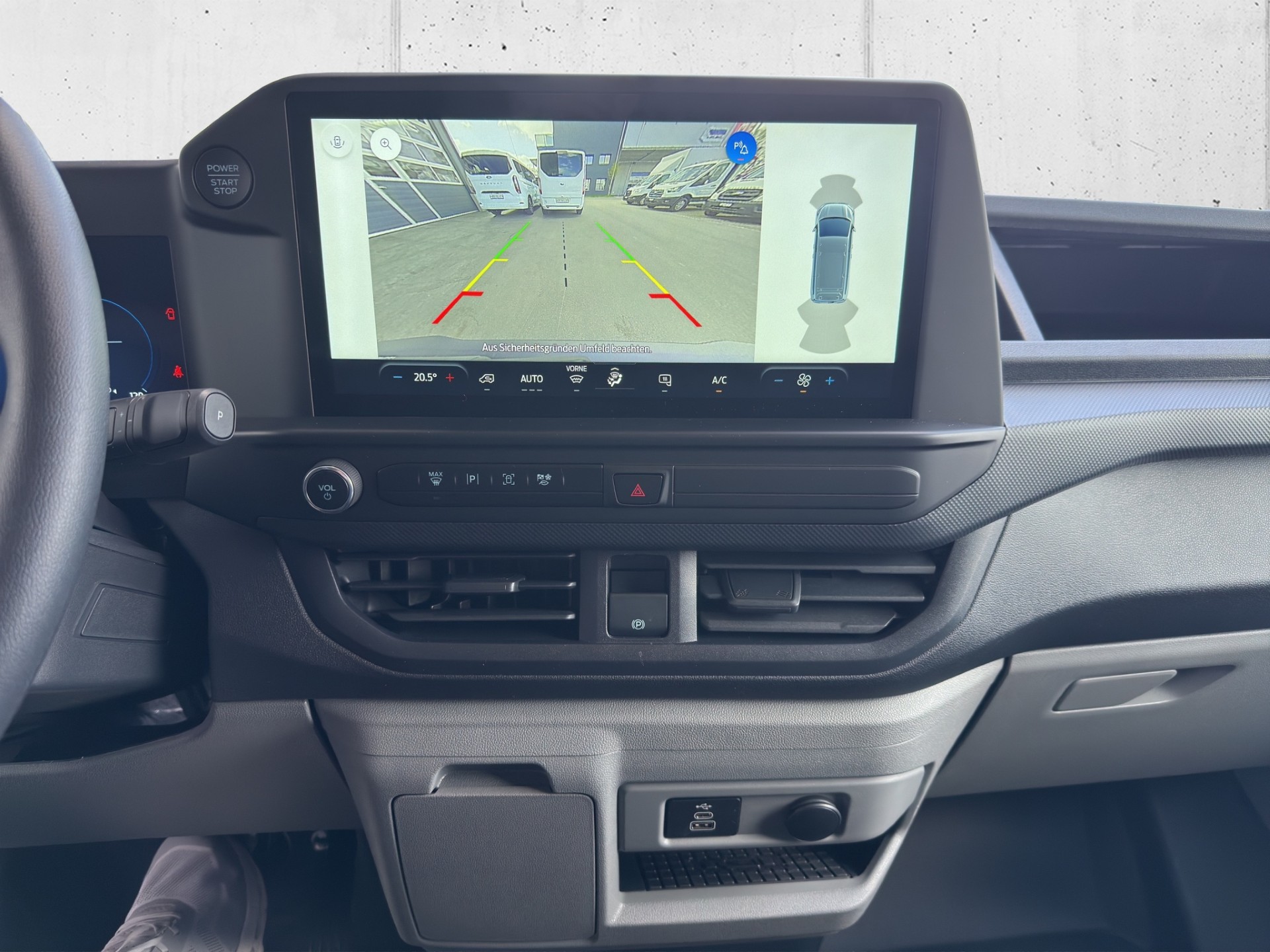 FORD Transit C Van 320 L1 2.0 EcoBlue 136 Trend-image-10