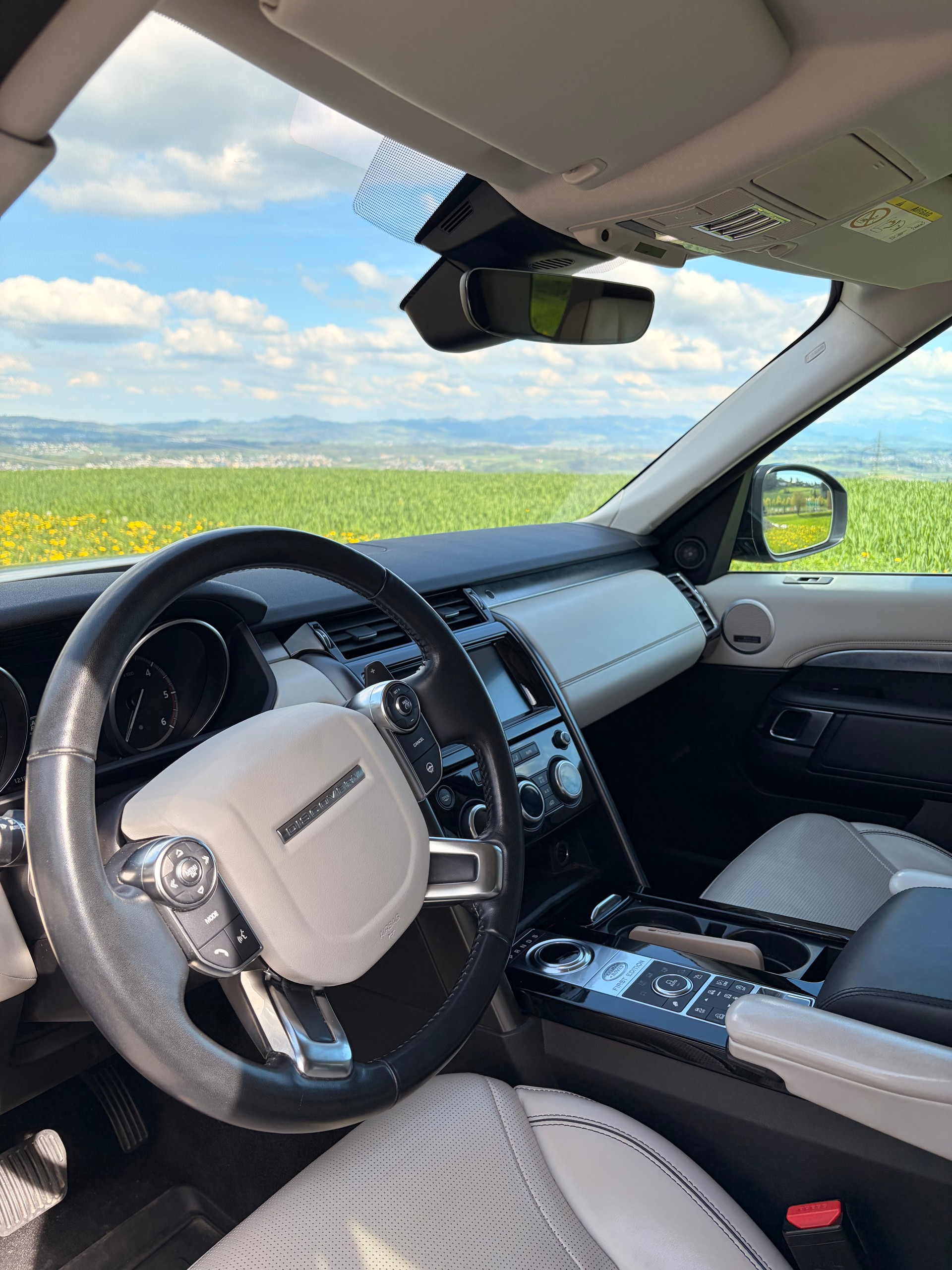 LAND ROVER Discovery 3.0 TD6 First Edition Automatic-image-5