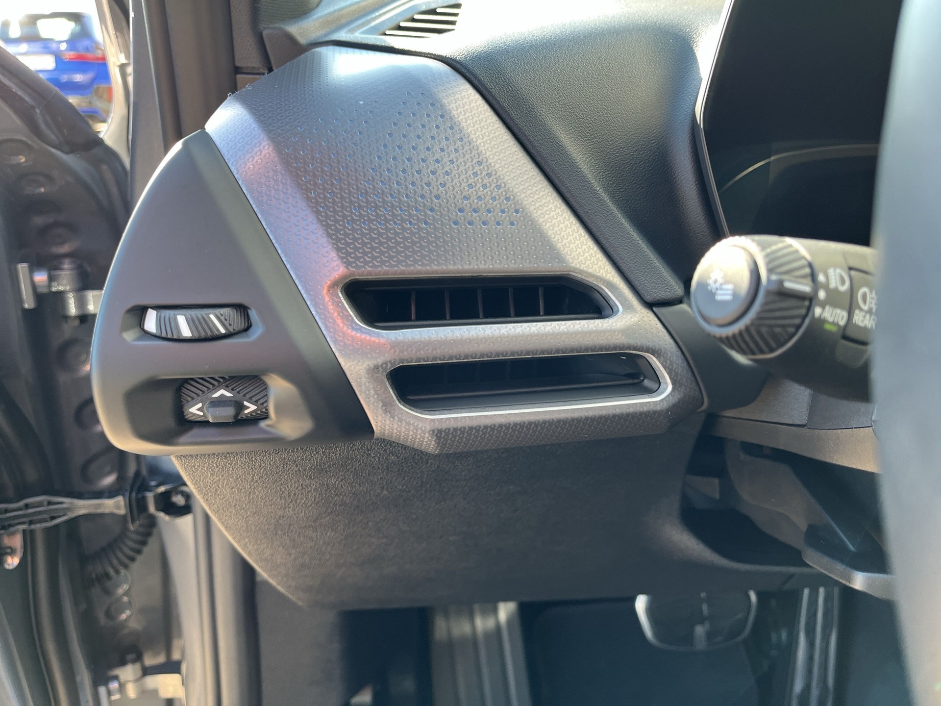 BMW 123 xDrive M Sport Steptronic-image-19