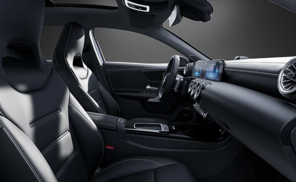 MERCEDES-BENZ A AMG 35 4Matic 8G-DCT-image-9