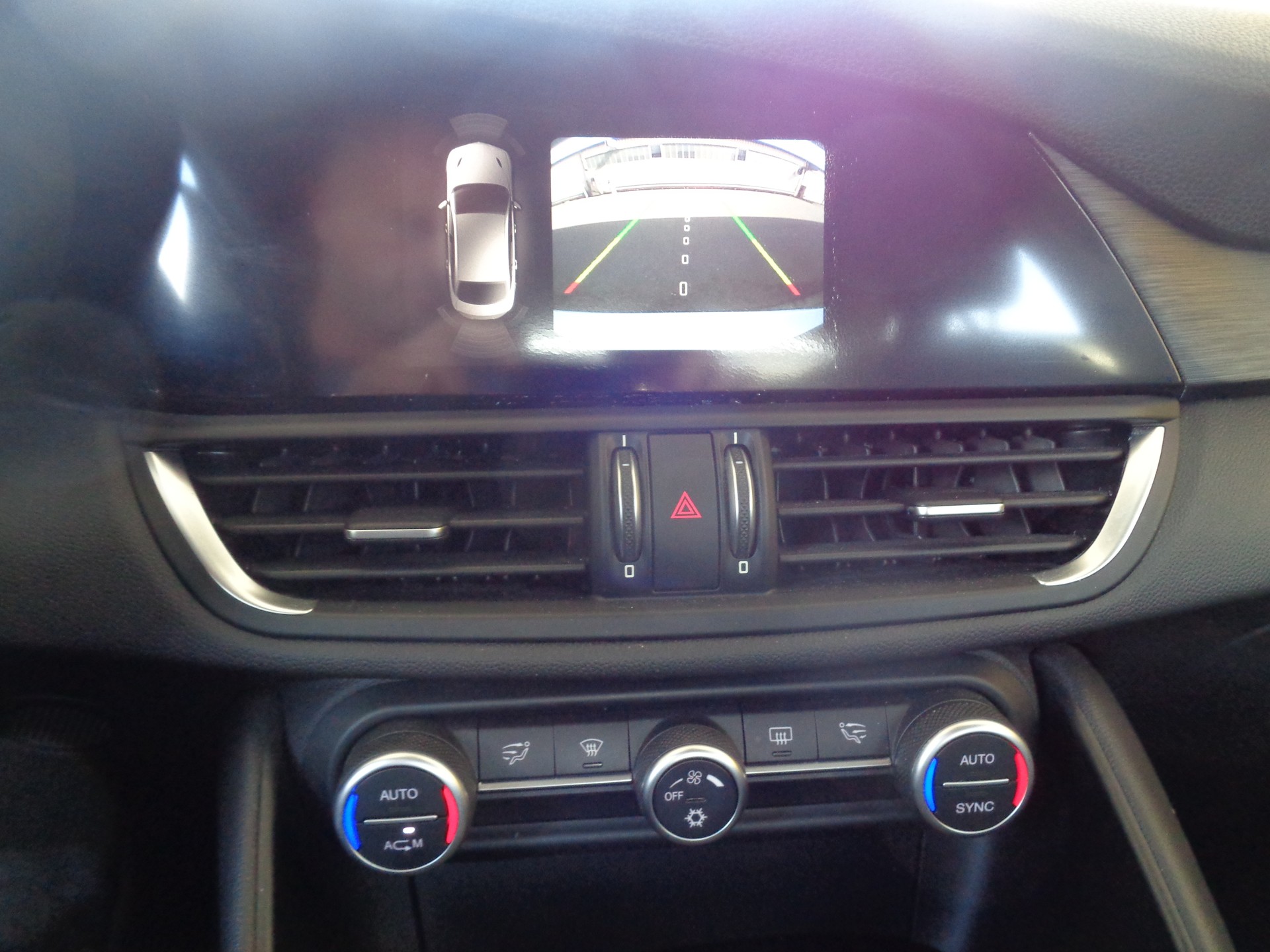 ALFA ROMEO Giulia 2.0 Automatic-image-12